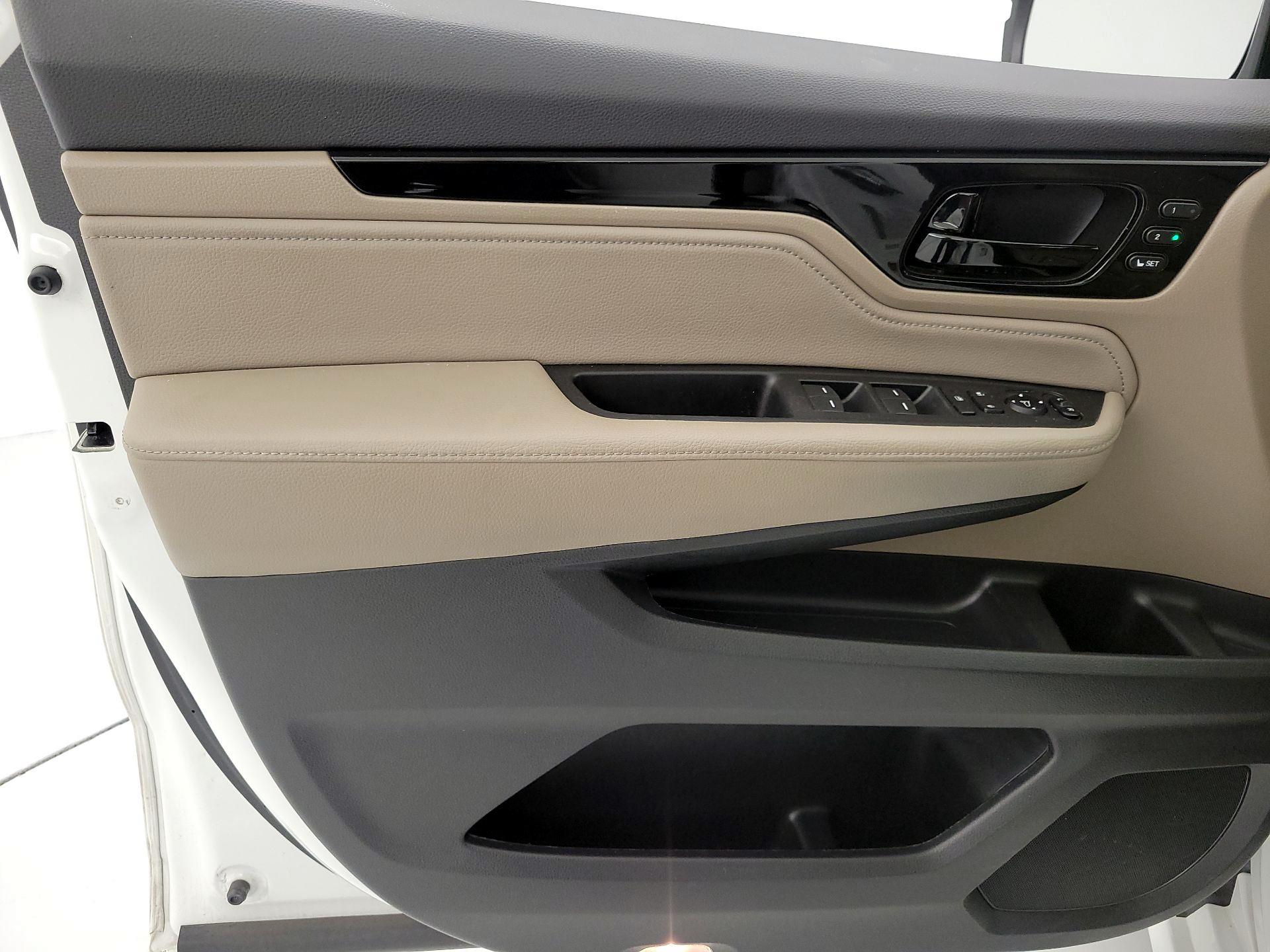 Thumbnail: 2022 Honda Odyssey - 12