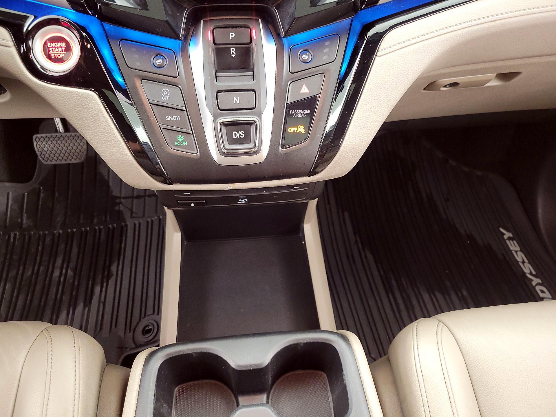 Thumbnail: 2022 Honda Odyssey - 17