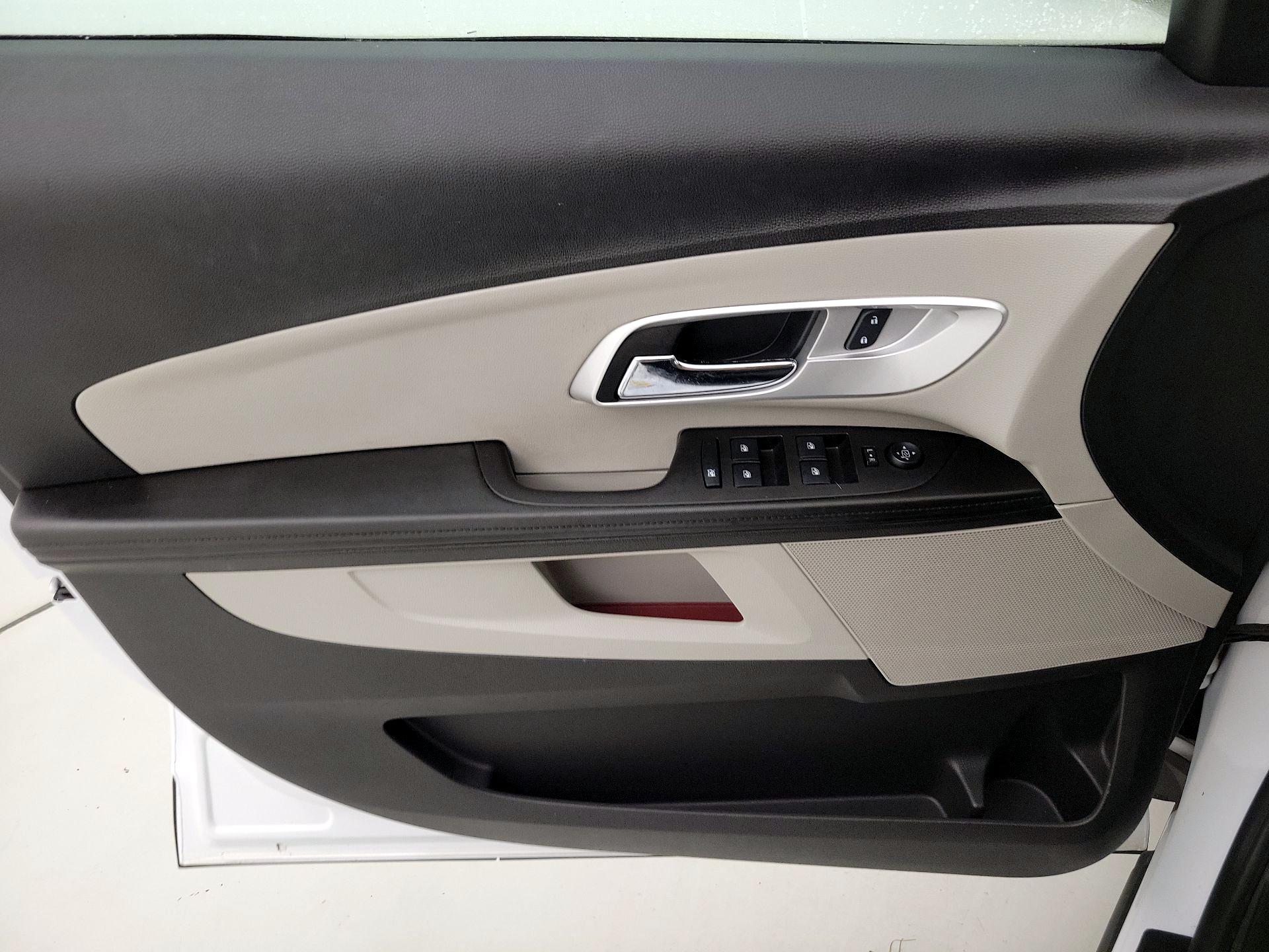 Thumbnail: 2014 Chevrolet Equinox - 12