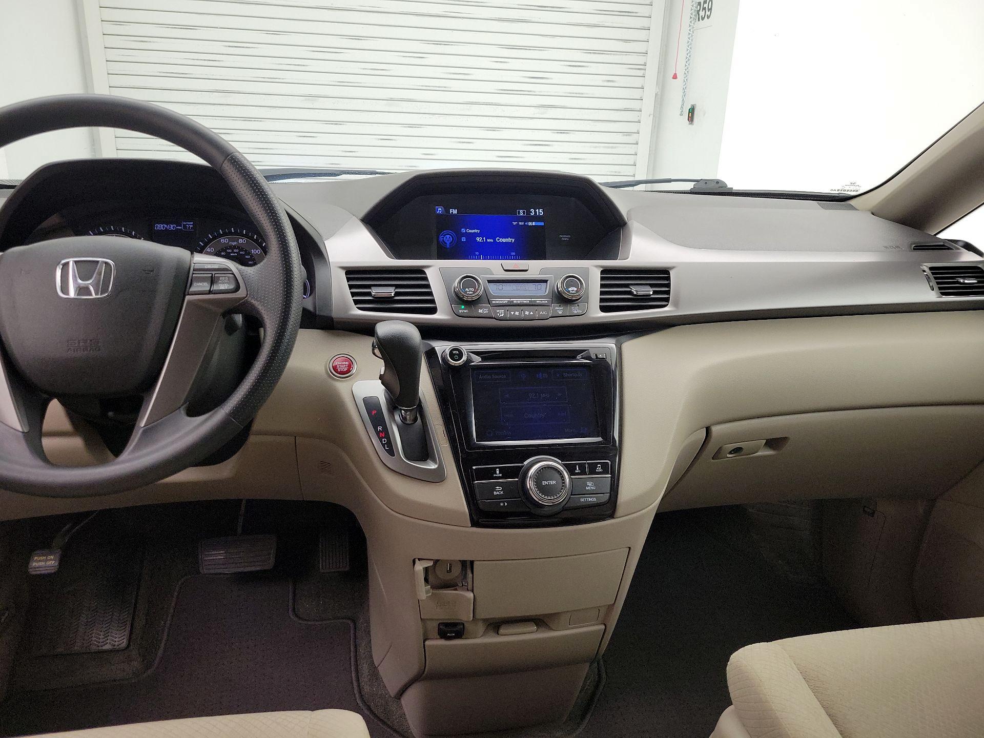 Thumbnail: 2015 Honda Odyssey - 9