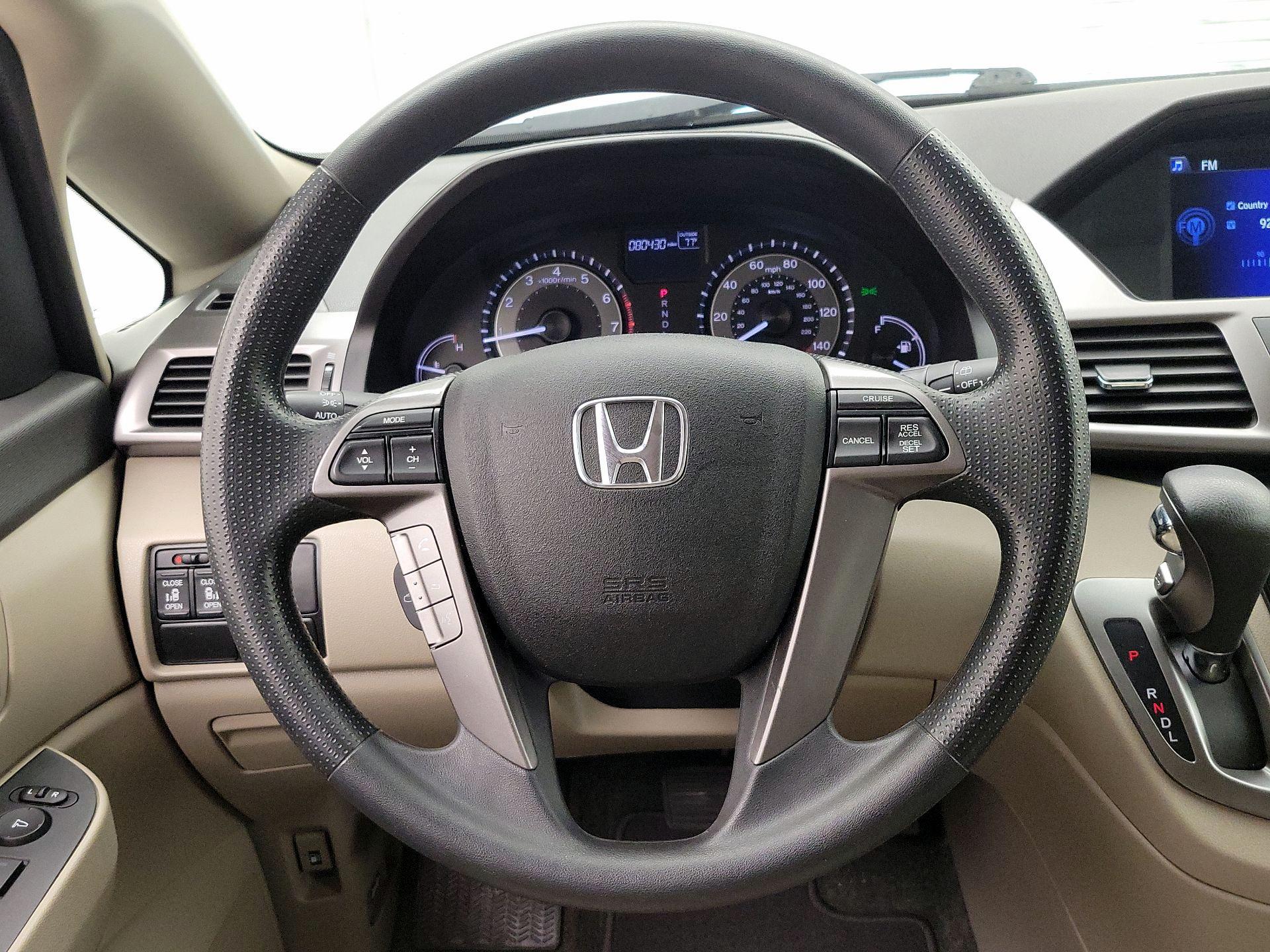 Thumbnail: 2015 Honda Odyssey - 10