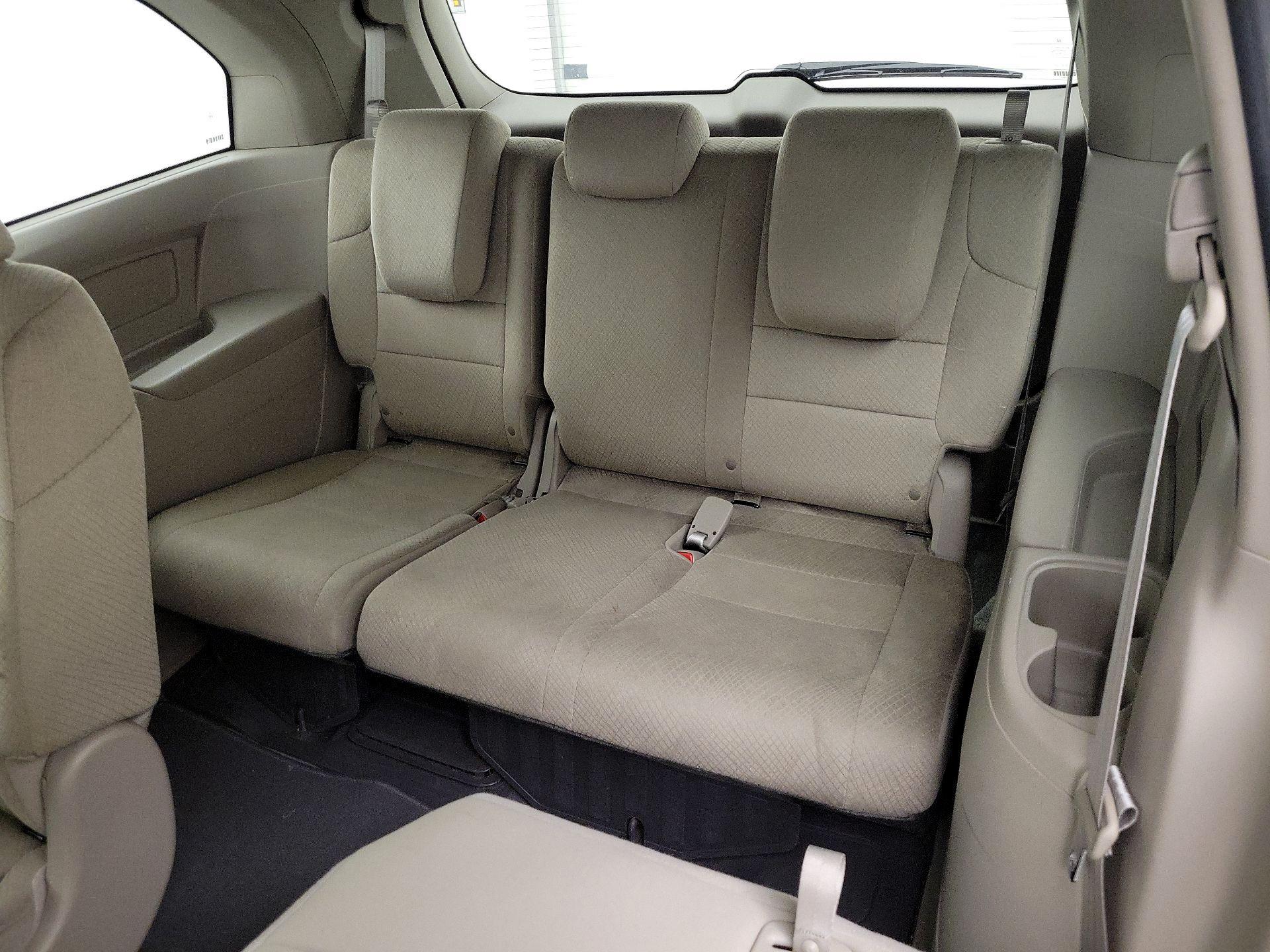 Thumbnail: 2015 Honda Odyssey - 20