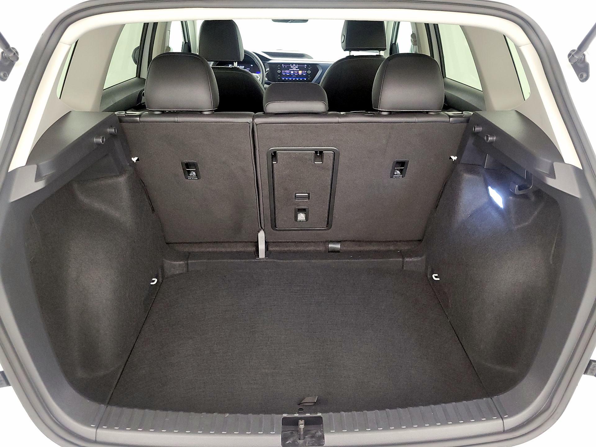 Thumbnail: 2024 Volkswagen Taos - 20