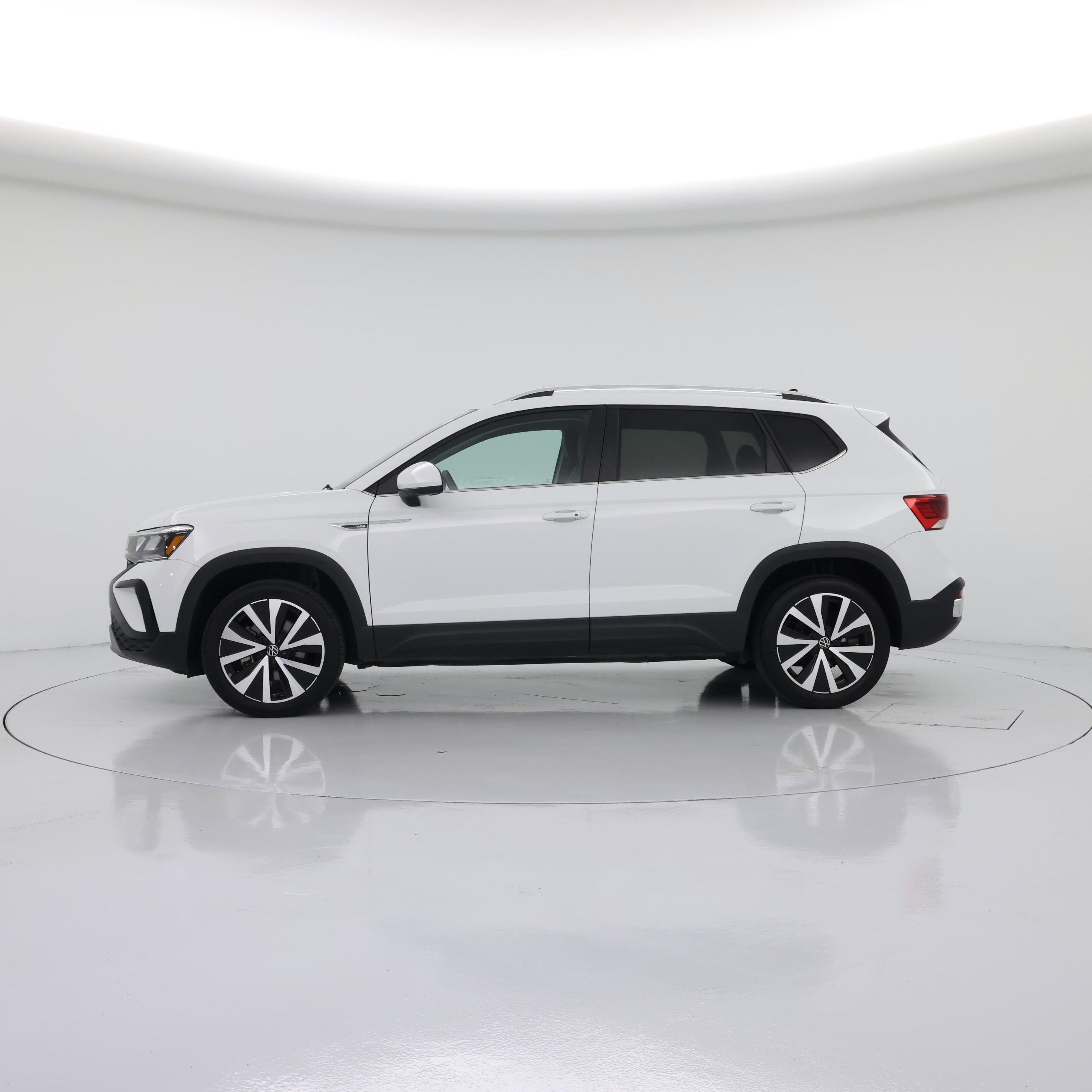 Thumbnail: 2024 Volkswagen Taos - 3