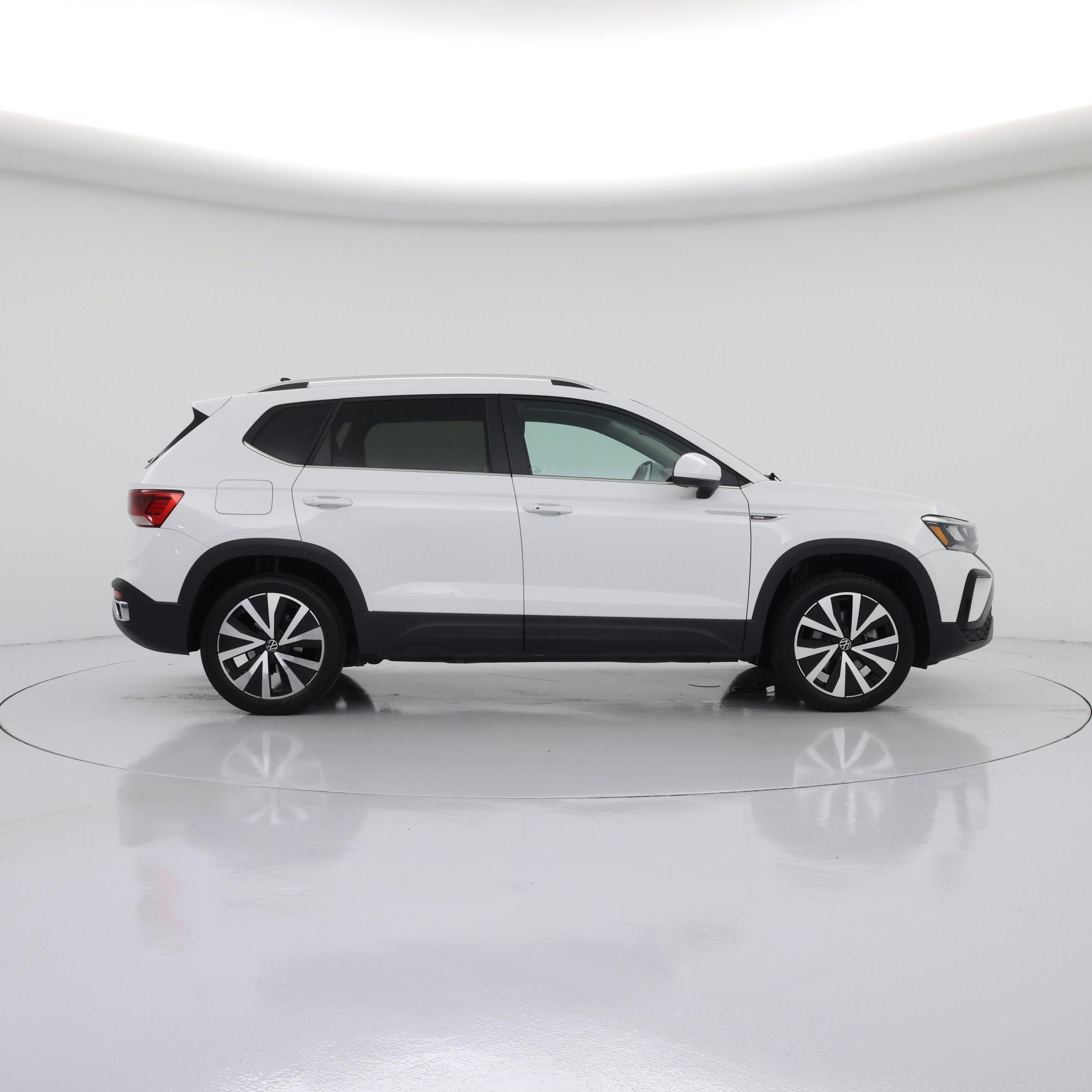 Thumbnail: 2024 Volkswagen Taos - 7