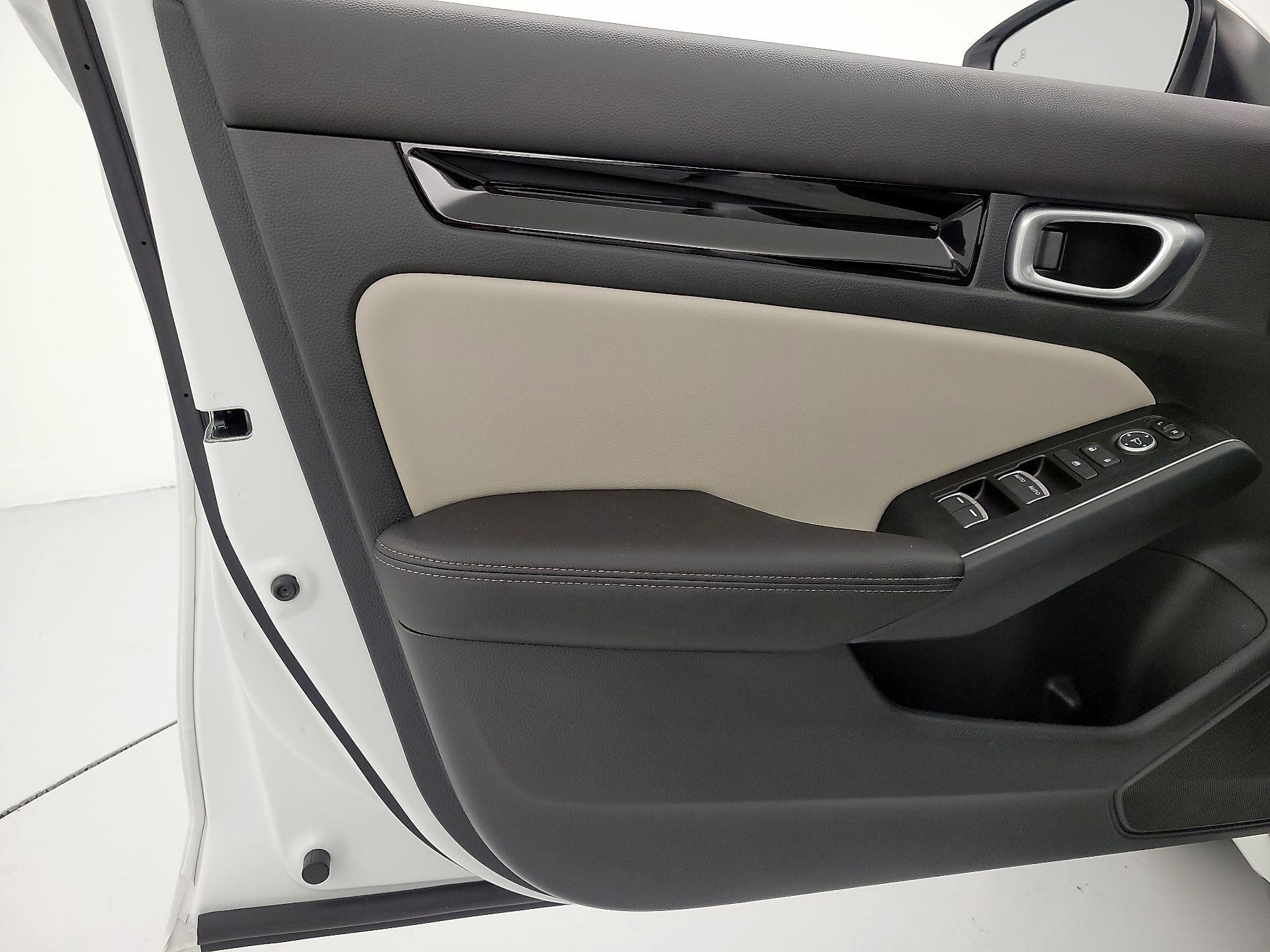 Thumbnail: 2024 Honda Civic - 12