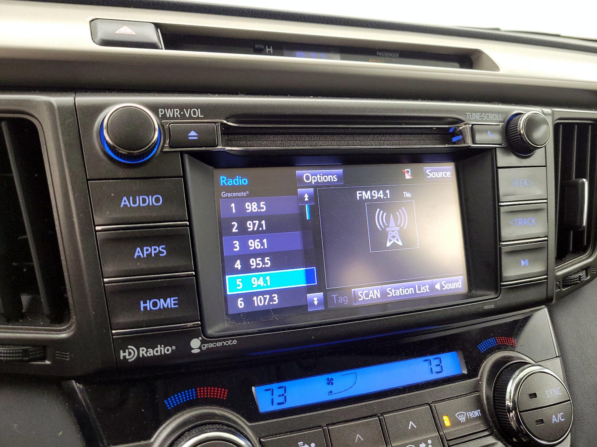 Thumbnail: 2015 Toyota RAV4 - 15