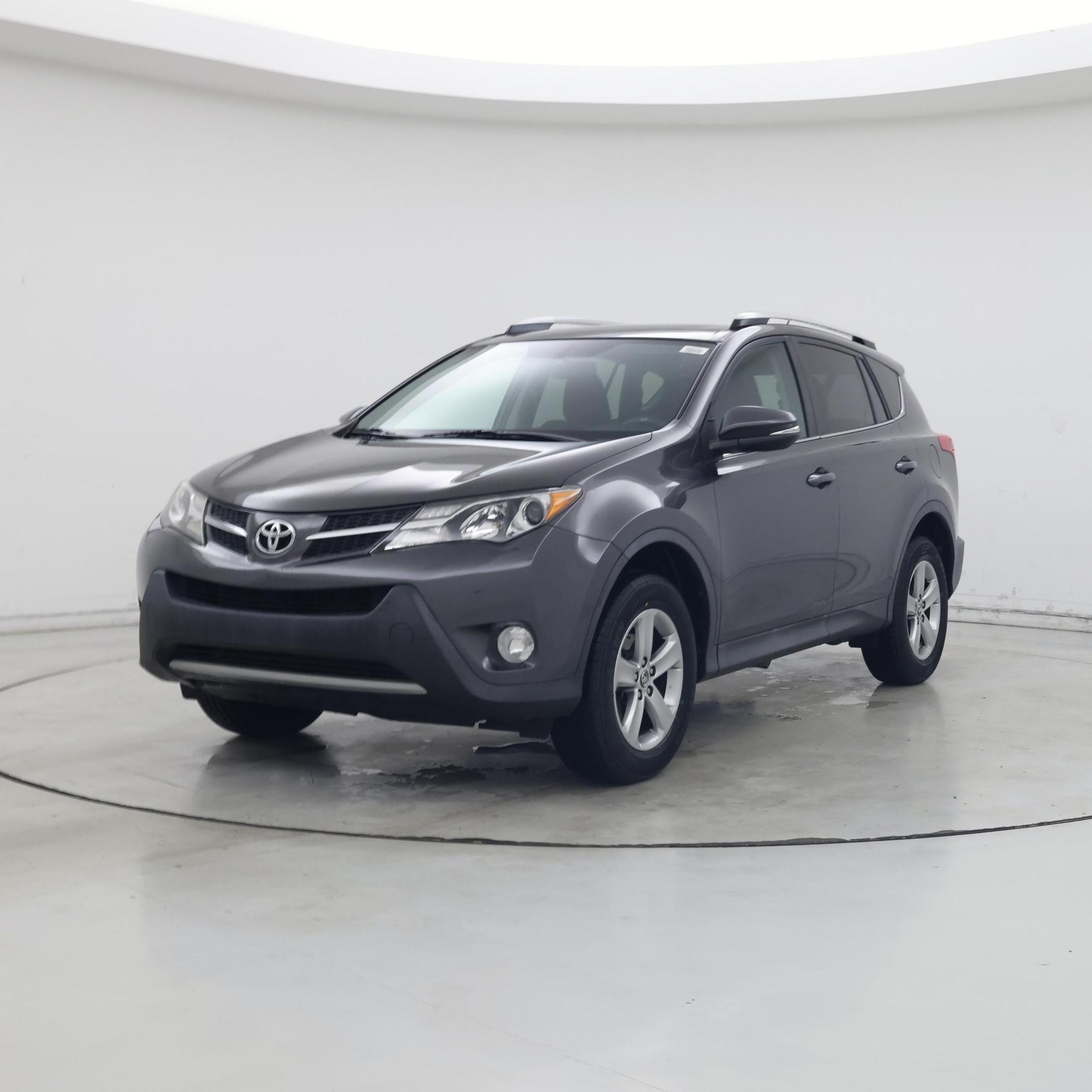 Thumbnail: 2015 Toyota RAV4 - 4