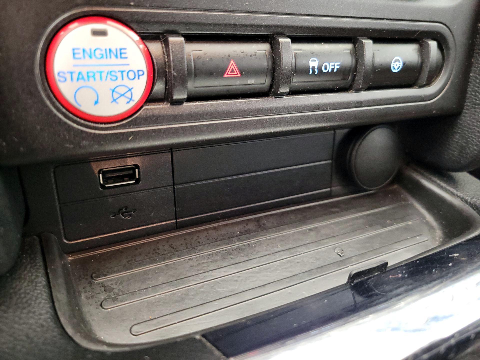 Thumbnail: 2017 Ford Mustang - 18