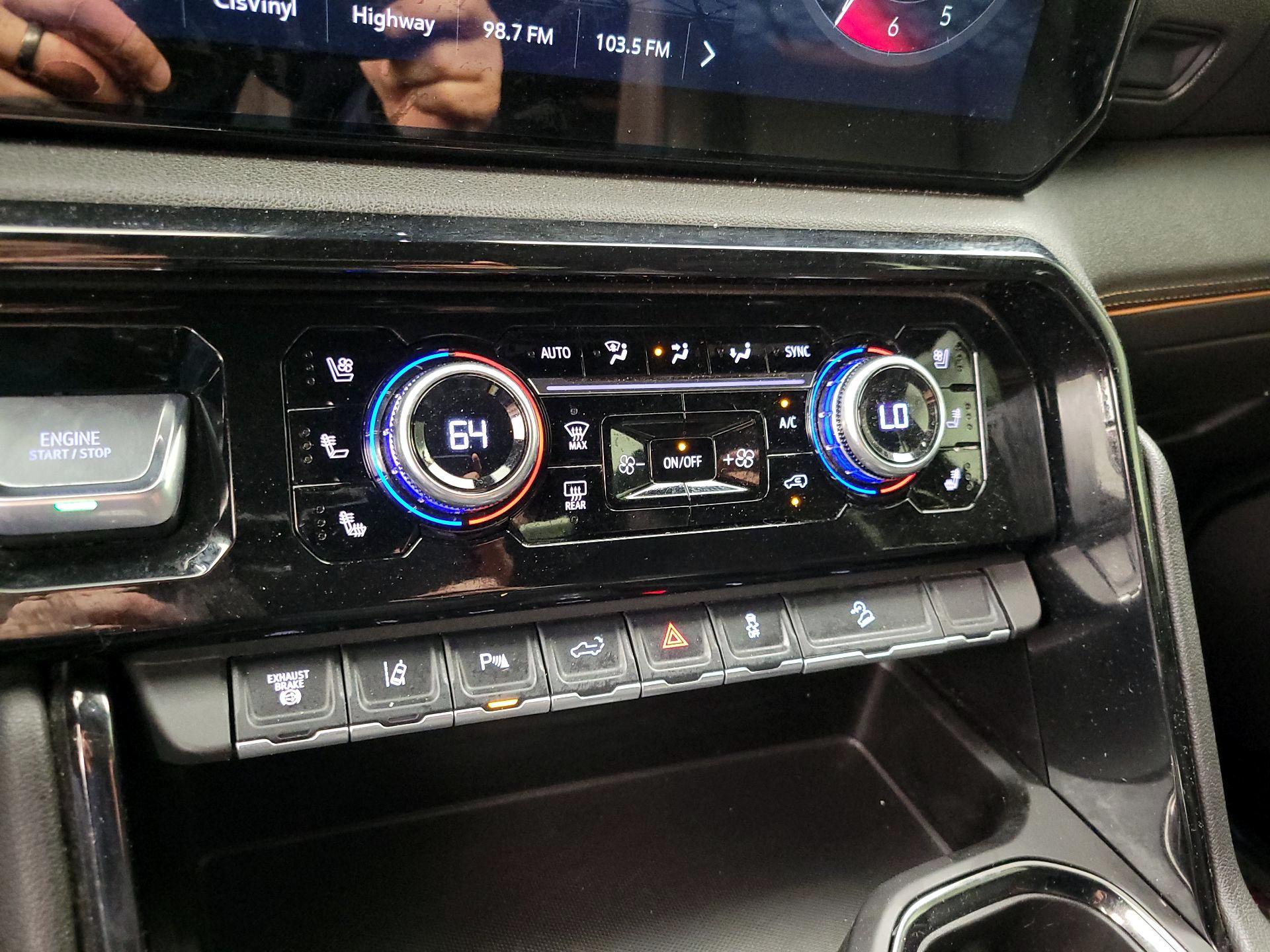 Thumbnail: 2025 GMC Sierra 2500 - 17