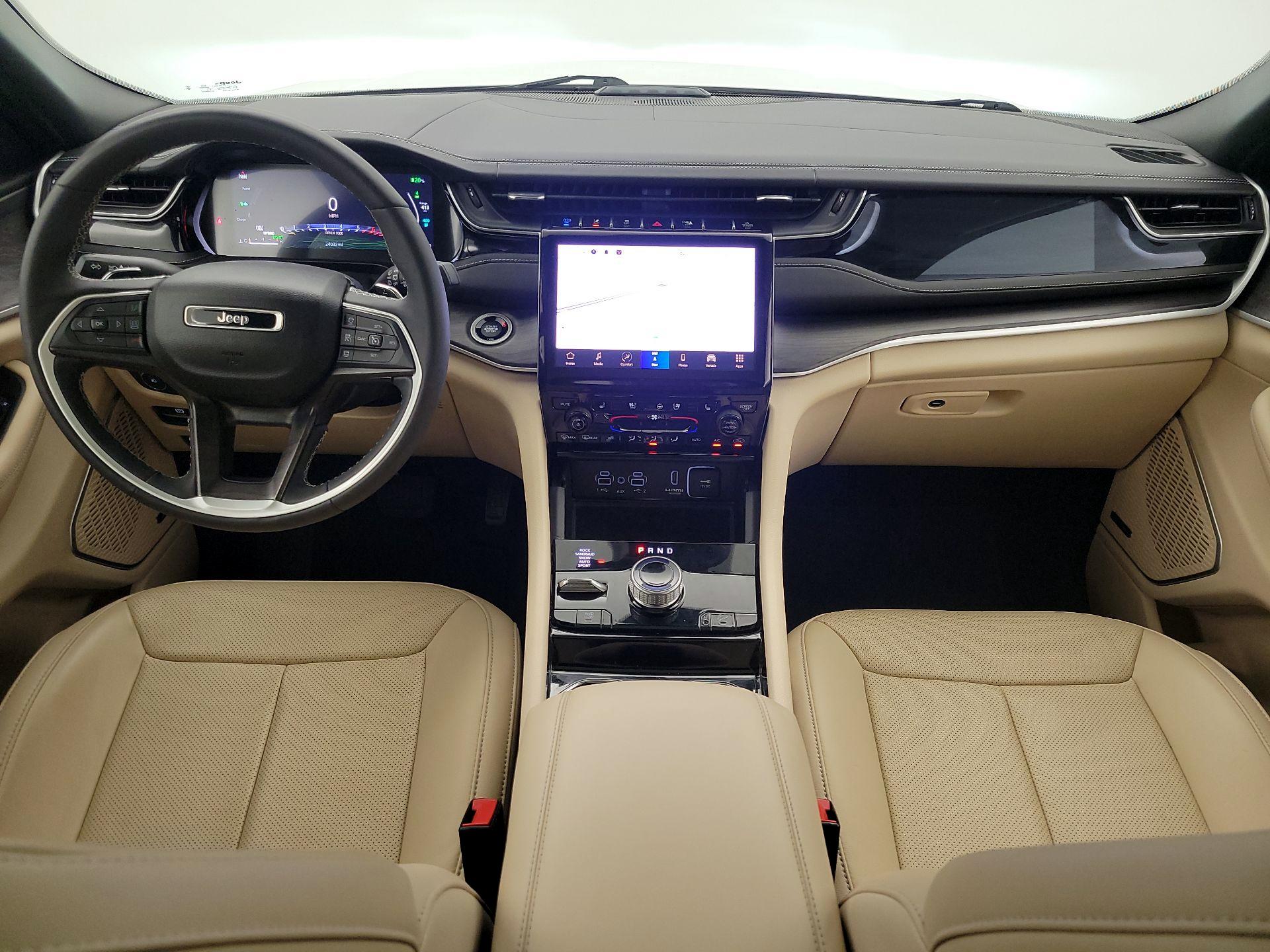 Thumbnail: 2022 Jeep Grand Cherokee - 9