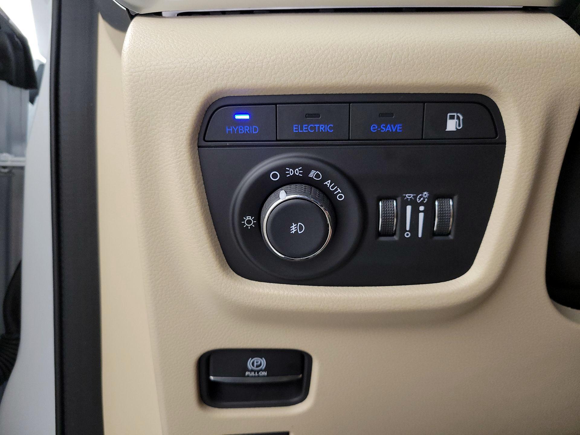 Thumbnail: 2022 Jeep Grand Cherokee - 13