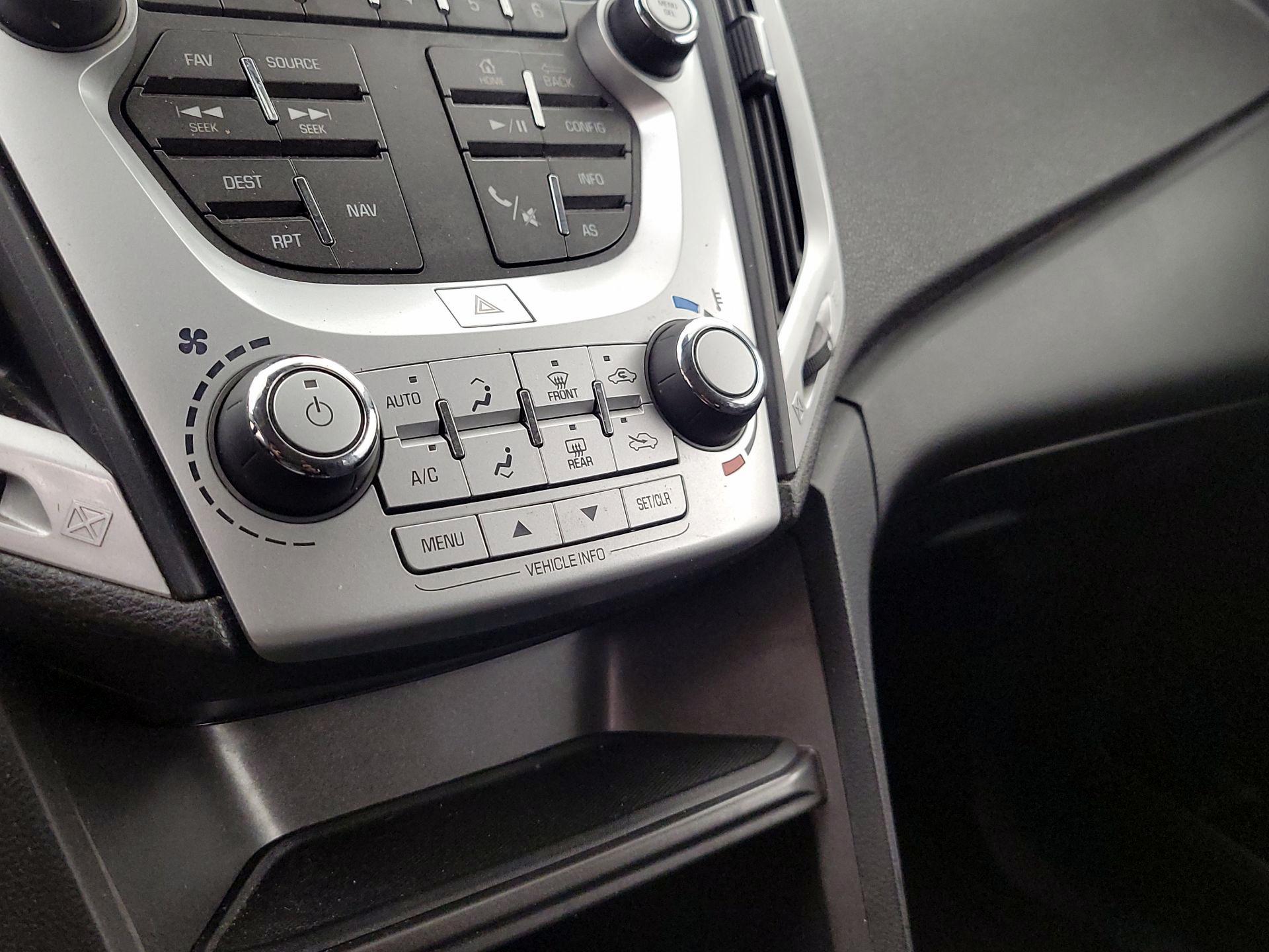 Thumbnail: 2017 GMC Terrain - 17