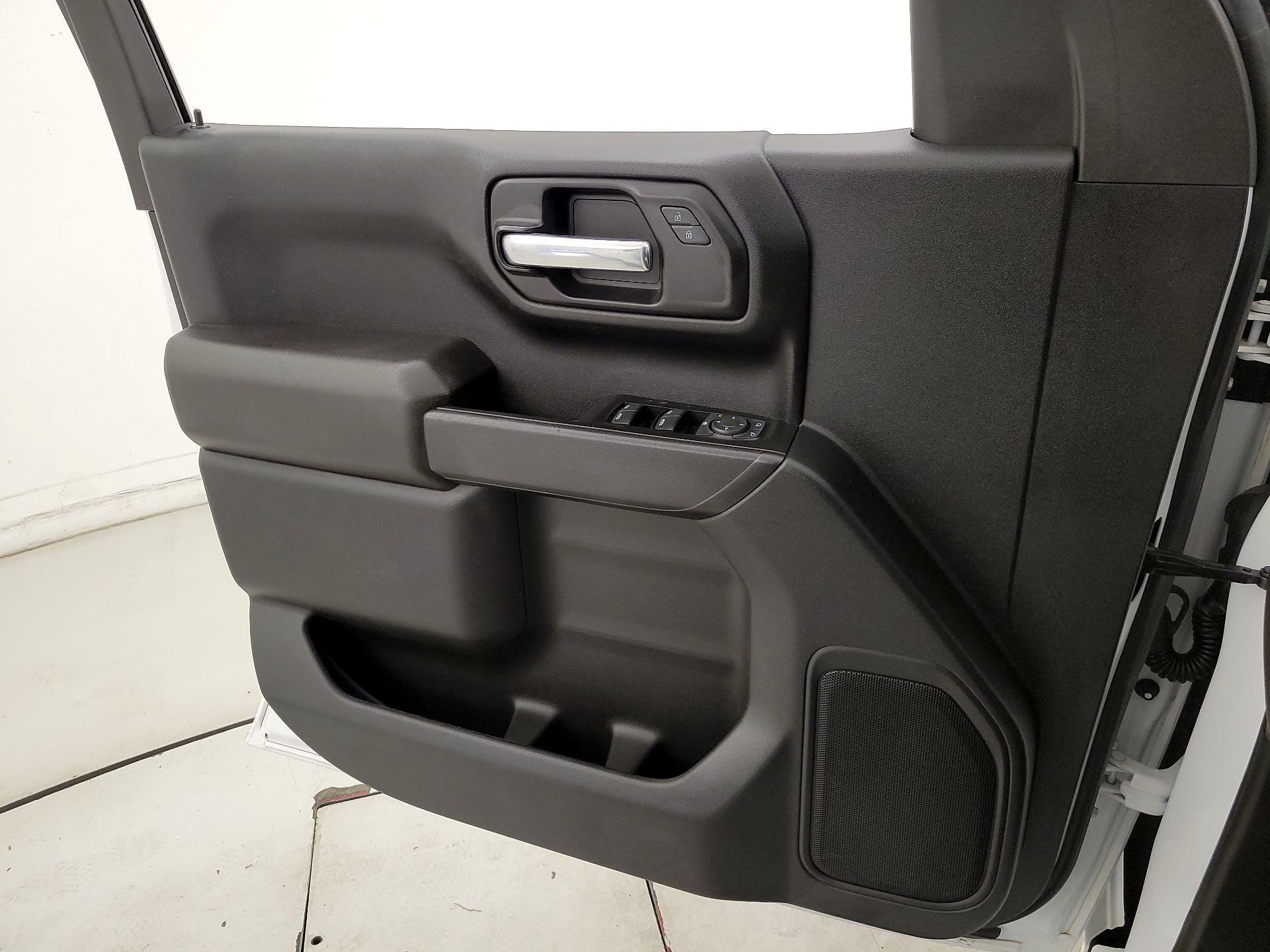 Thumbnail: 2022 Chevrolet Silverado 1500 - 12