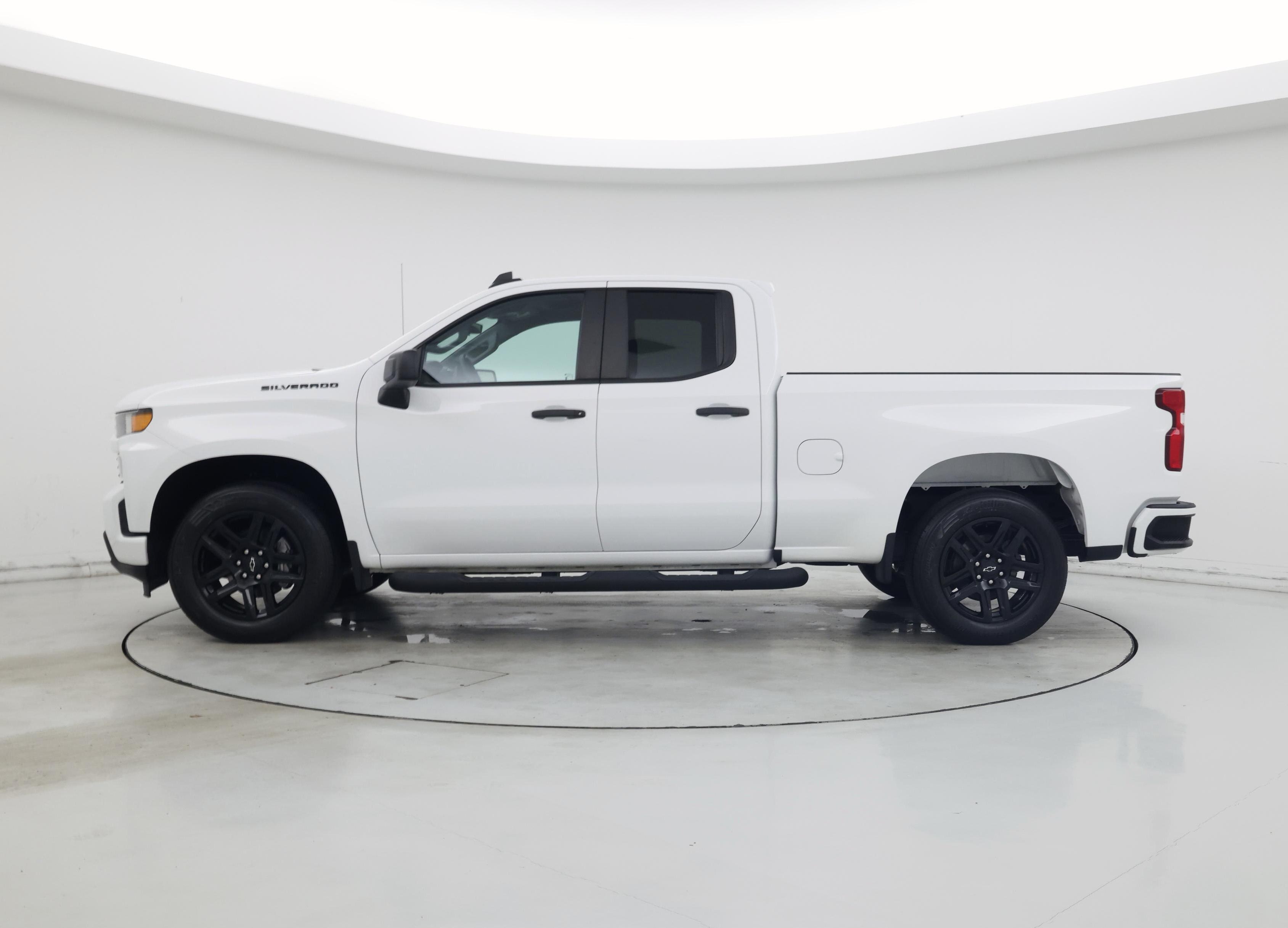 Thumbnail: 2022 Chevrolet Silverado 1500 - 3