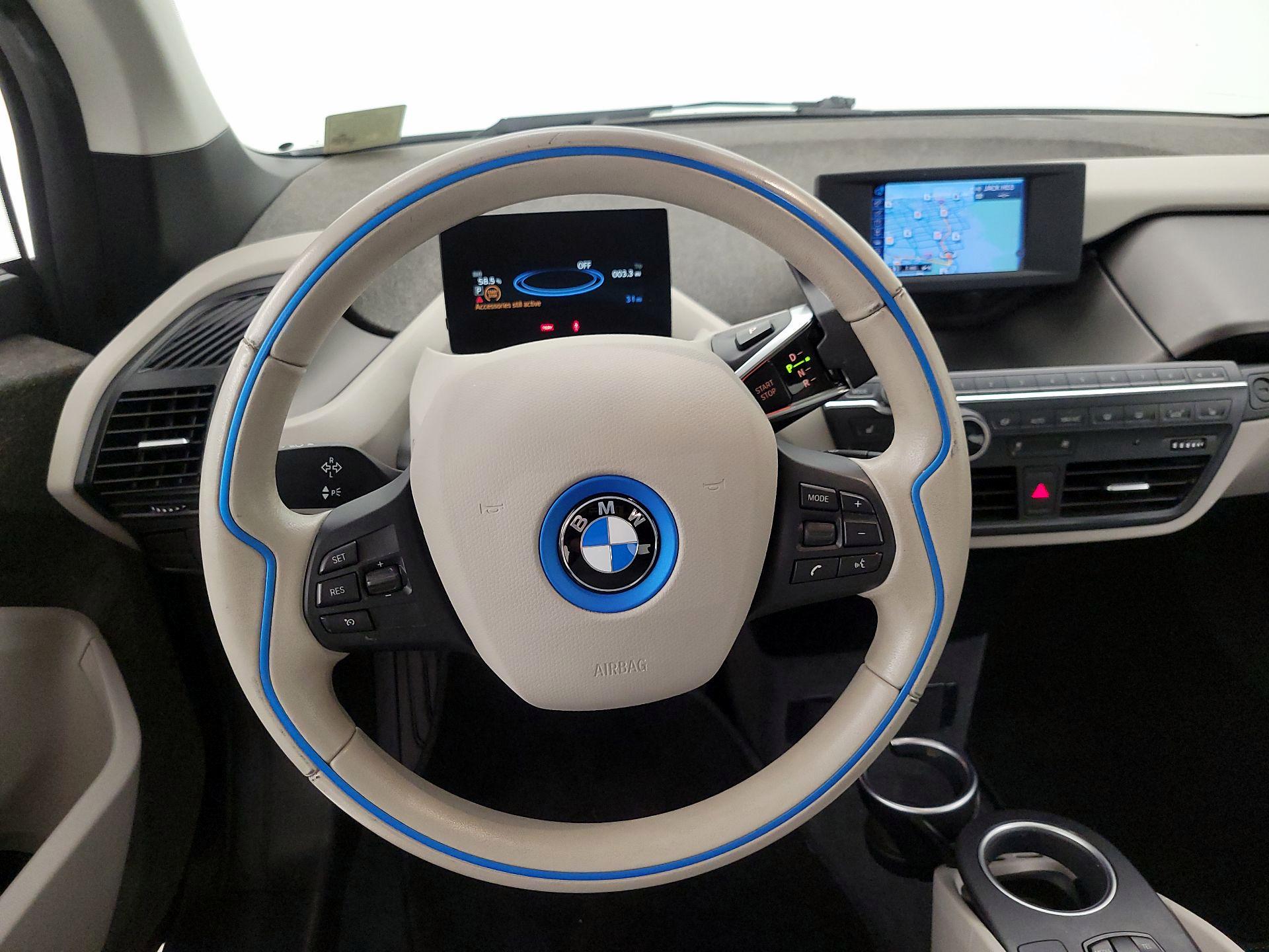 Thumbnail: 2015 BMW i3 - 10