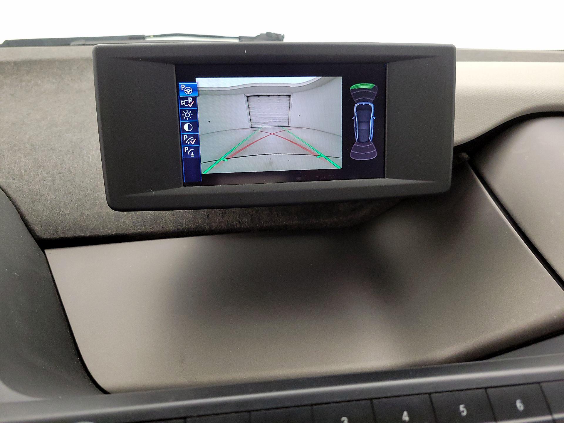 Thumbnail: 2015 BMW i3 - 15