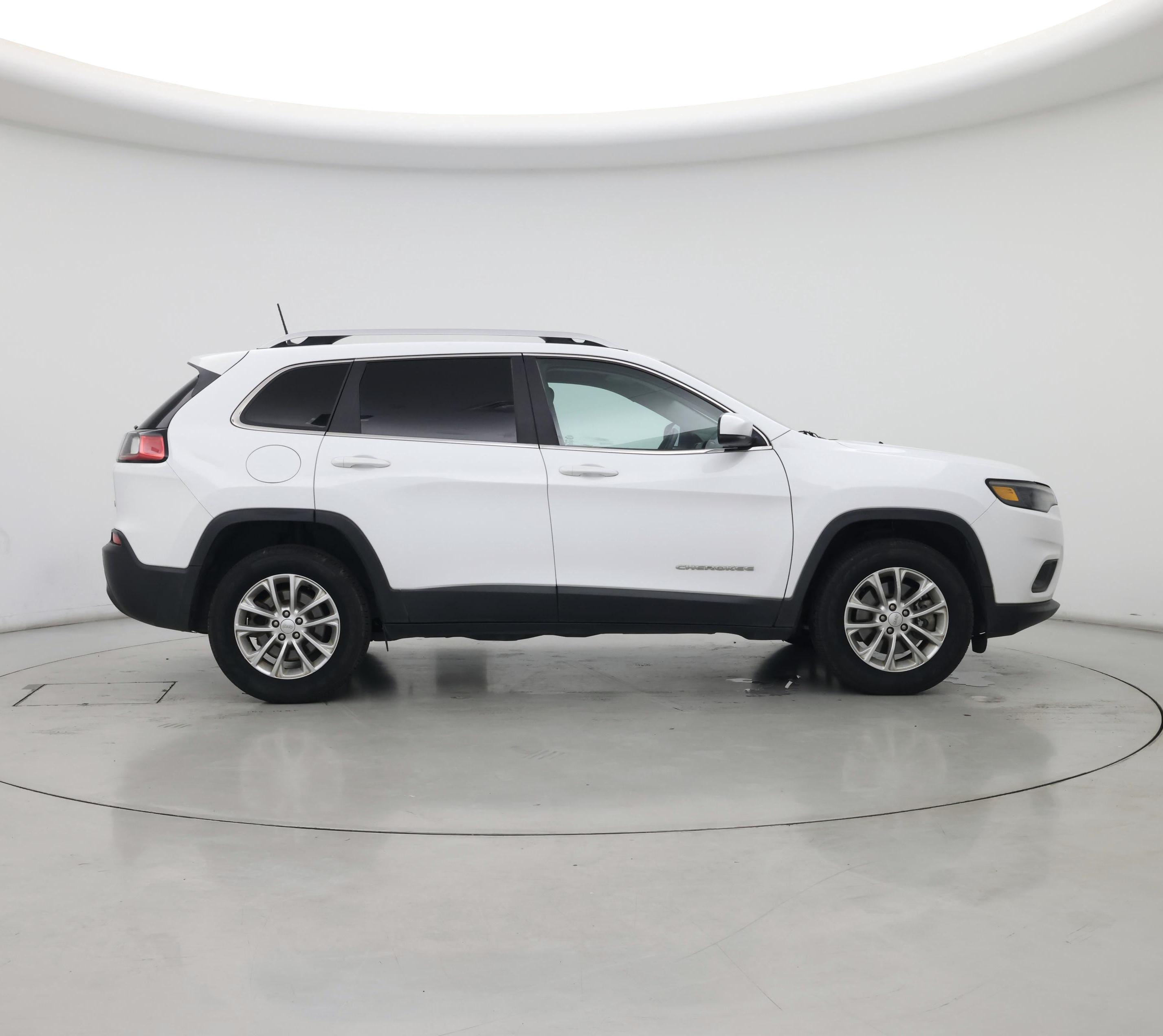 Thumbnail: 2019 Jeep Cherokee - 7