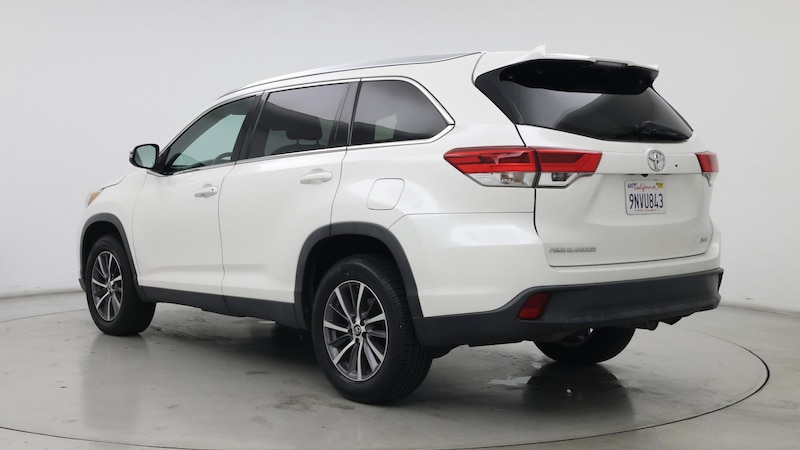 2019 Toyota Highlander XLE 2