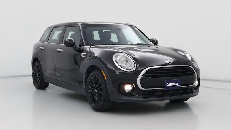 2017 MINI Cooper Clubman  Hero Image