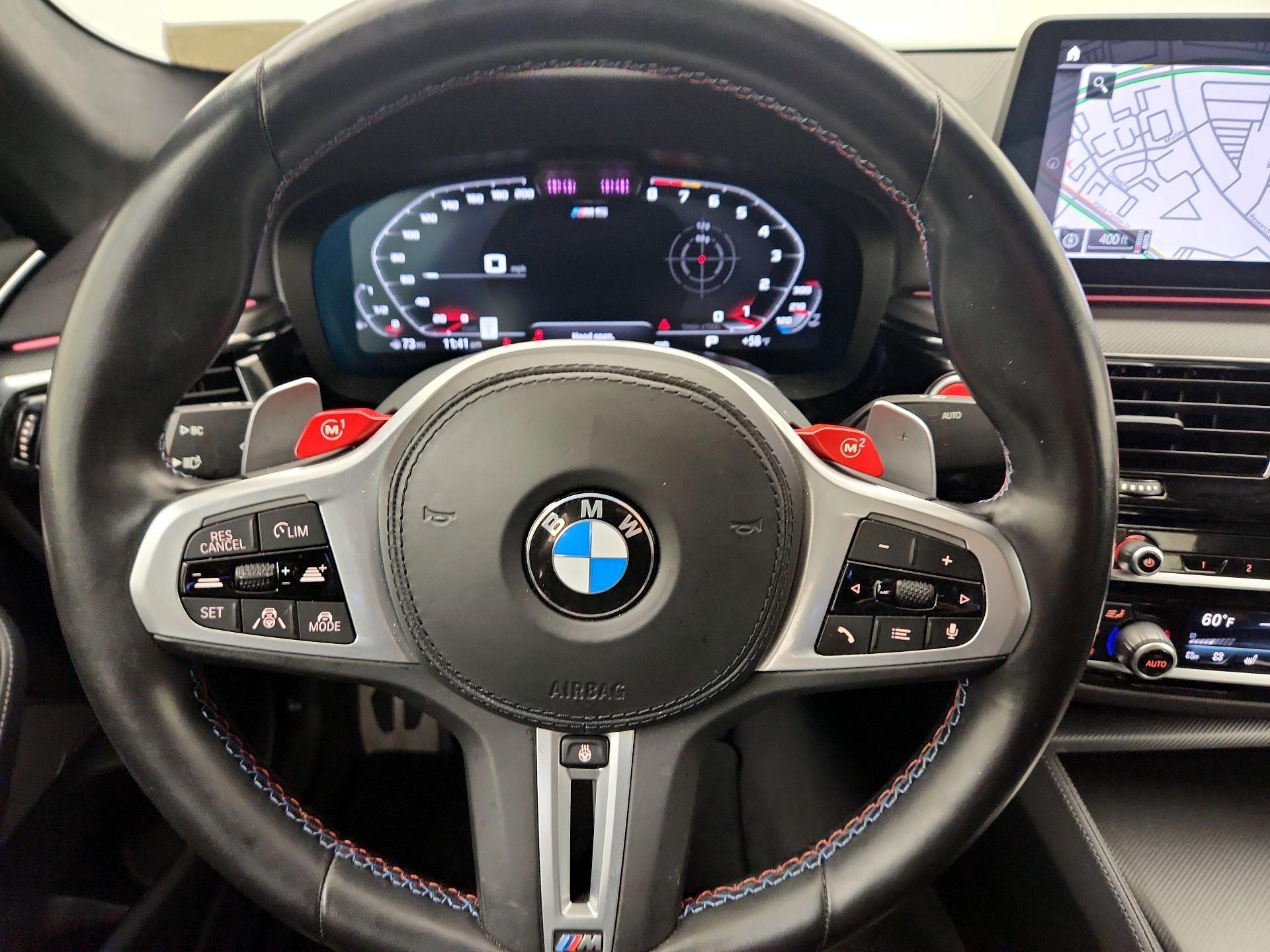 Thumbnail: 2022 BMW M5 - 10