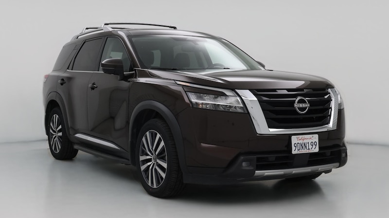 2022 Nissan Pathfinder Platinum Hero Image