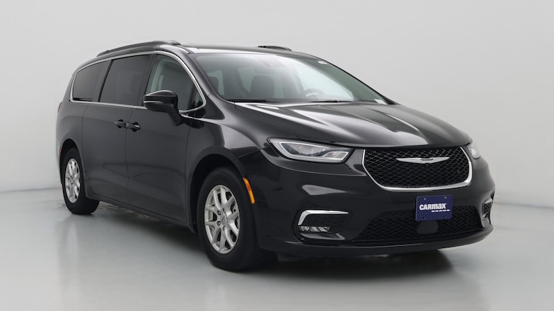 2022 Chrysler Pacifica Touring L Hero Image