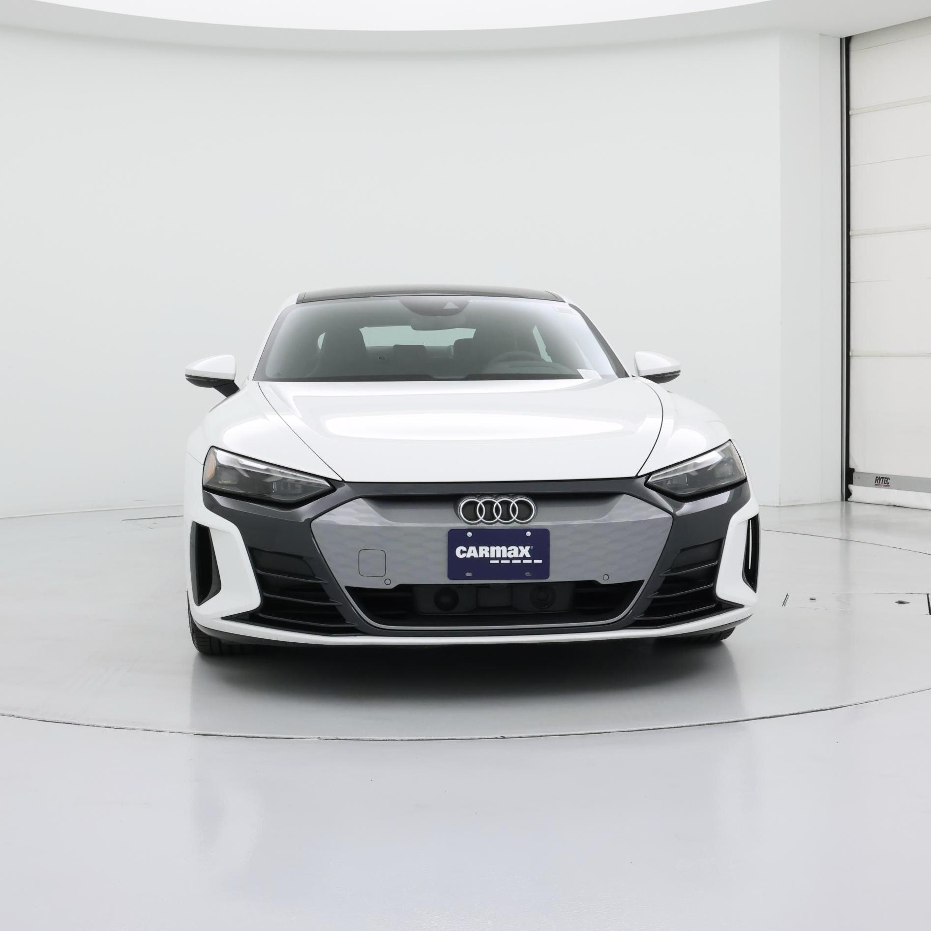 Thumbnail: 2022 Audi e-tron GT - 5