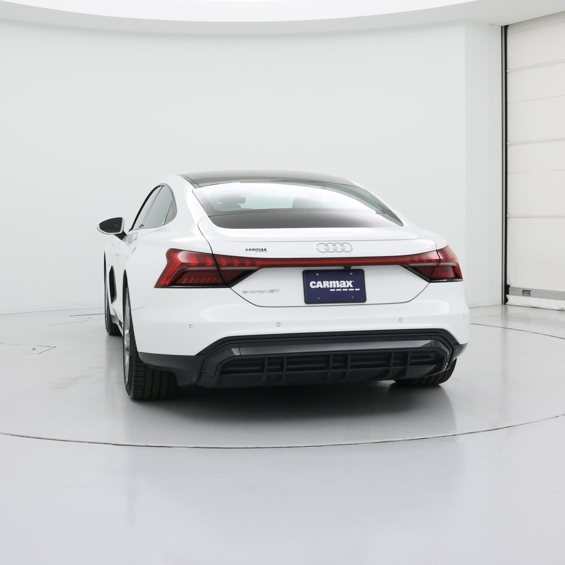 Thumbnail: 2022 Audi e-tron GT - 6