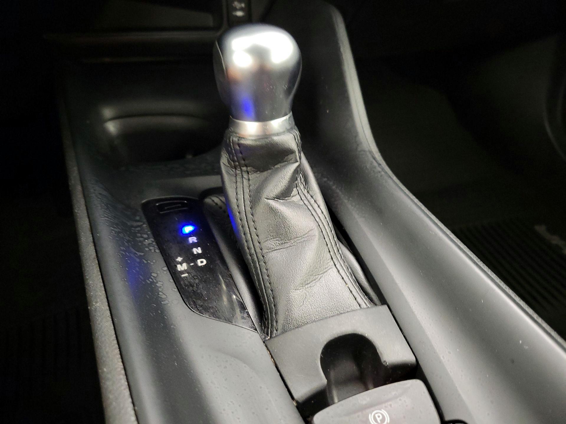 Thumbnail: 2019 Toyota C-HR - 17