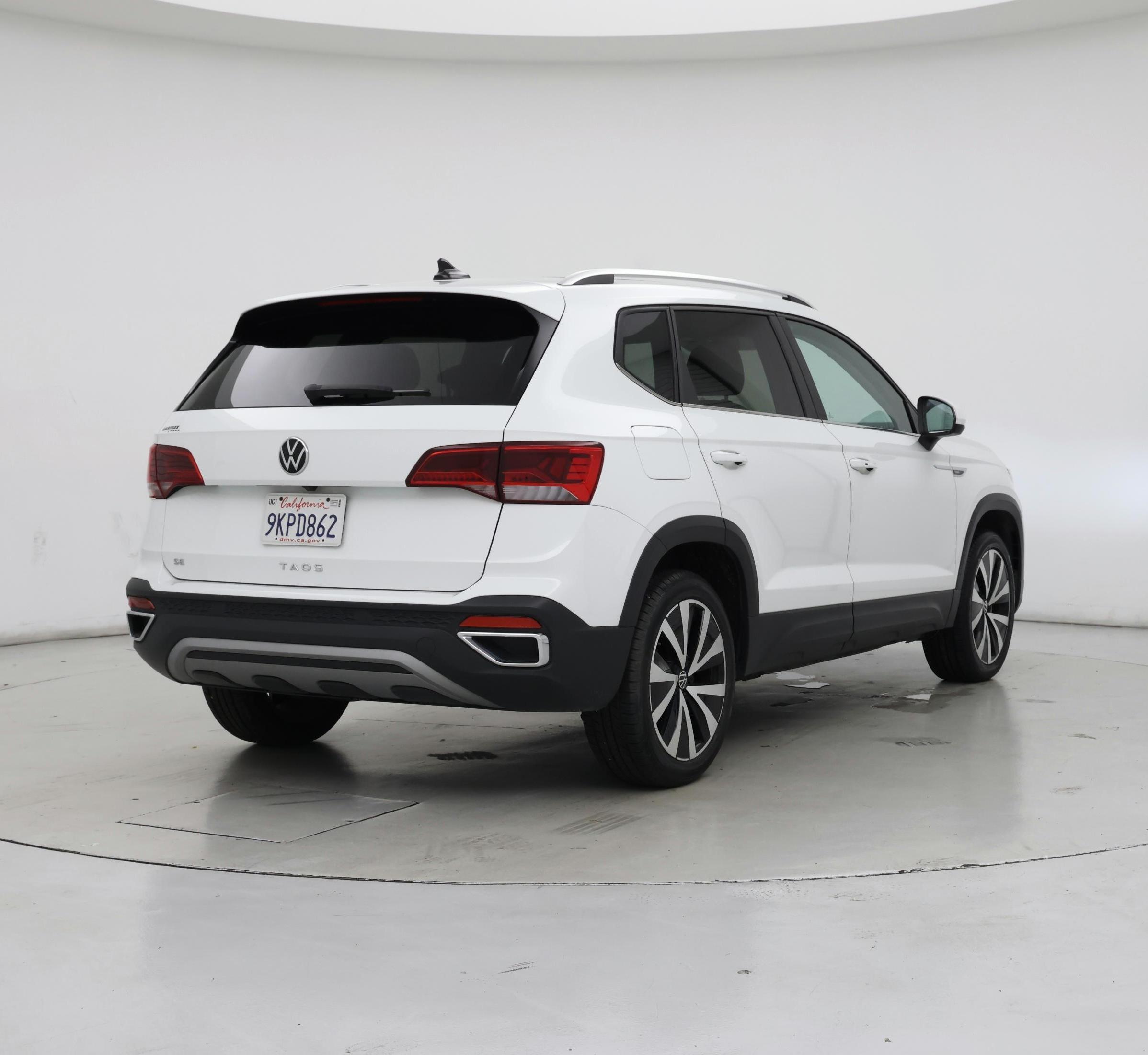 Thumbnail: 2023 Volkswagen Taos - 8