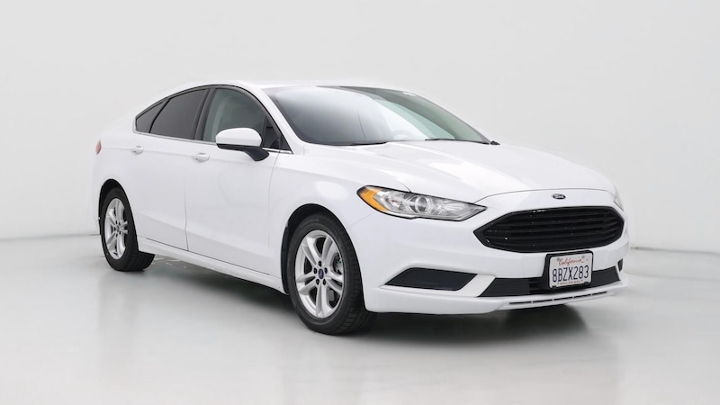 2018 Ford Fusion SE Hero Image