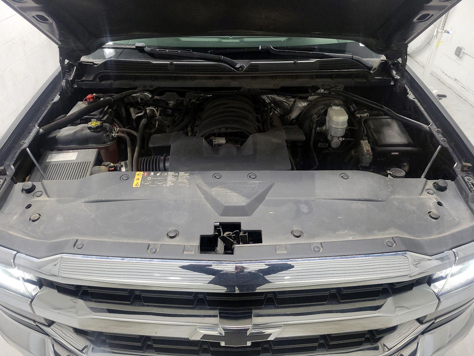 Thumbnail: 2018 Chevrolet Silverado 1500 - 19