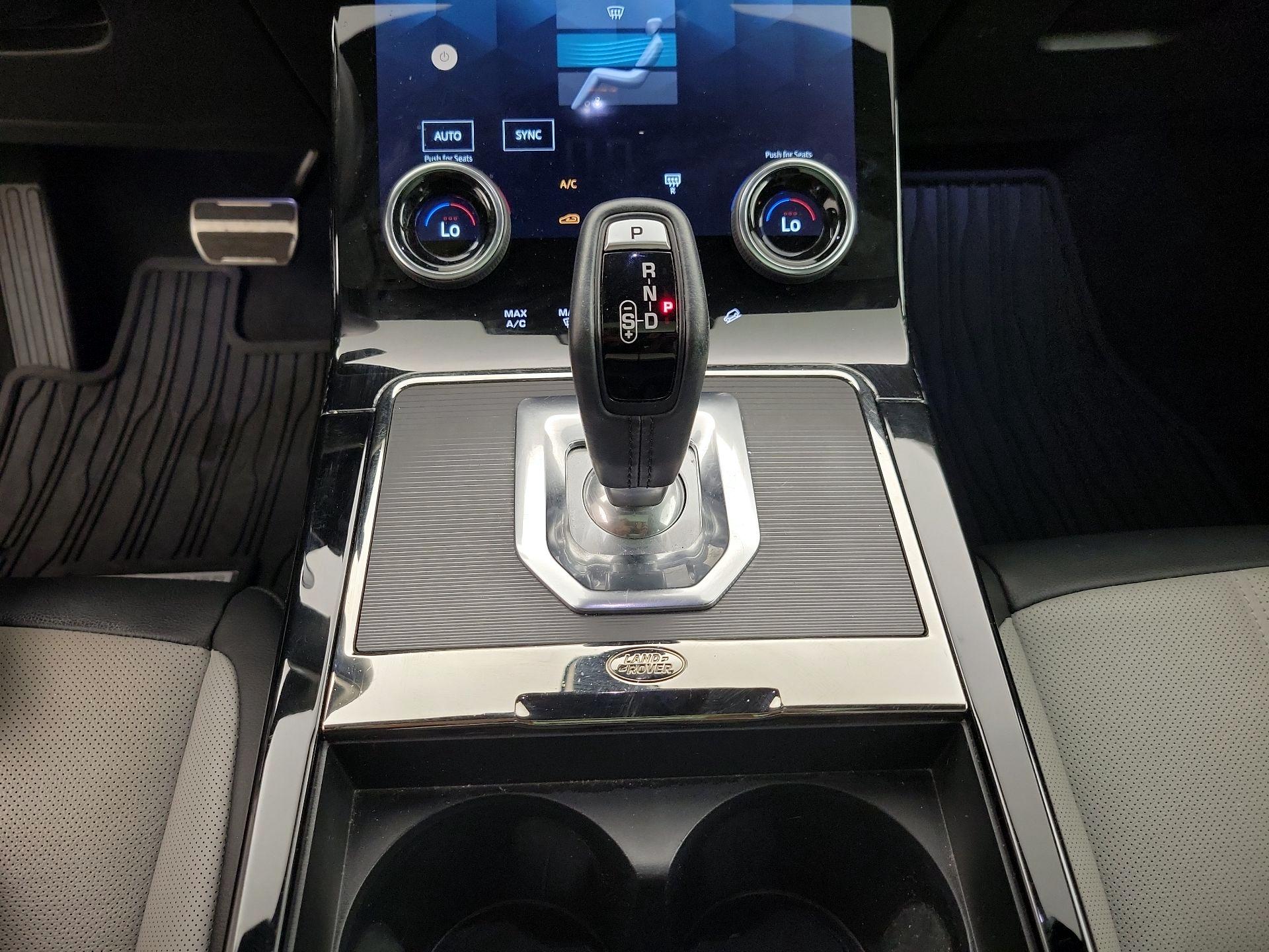 Thumbnail: 2022 Land Rover Range Rover Evoque - 18