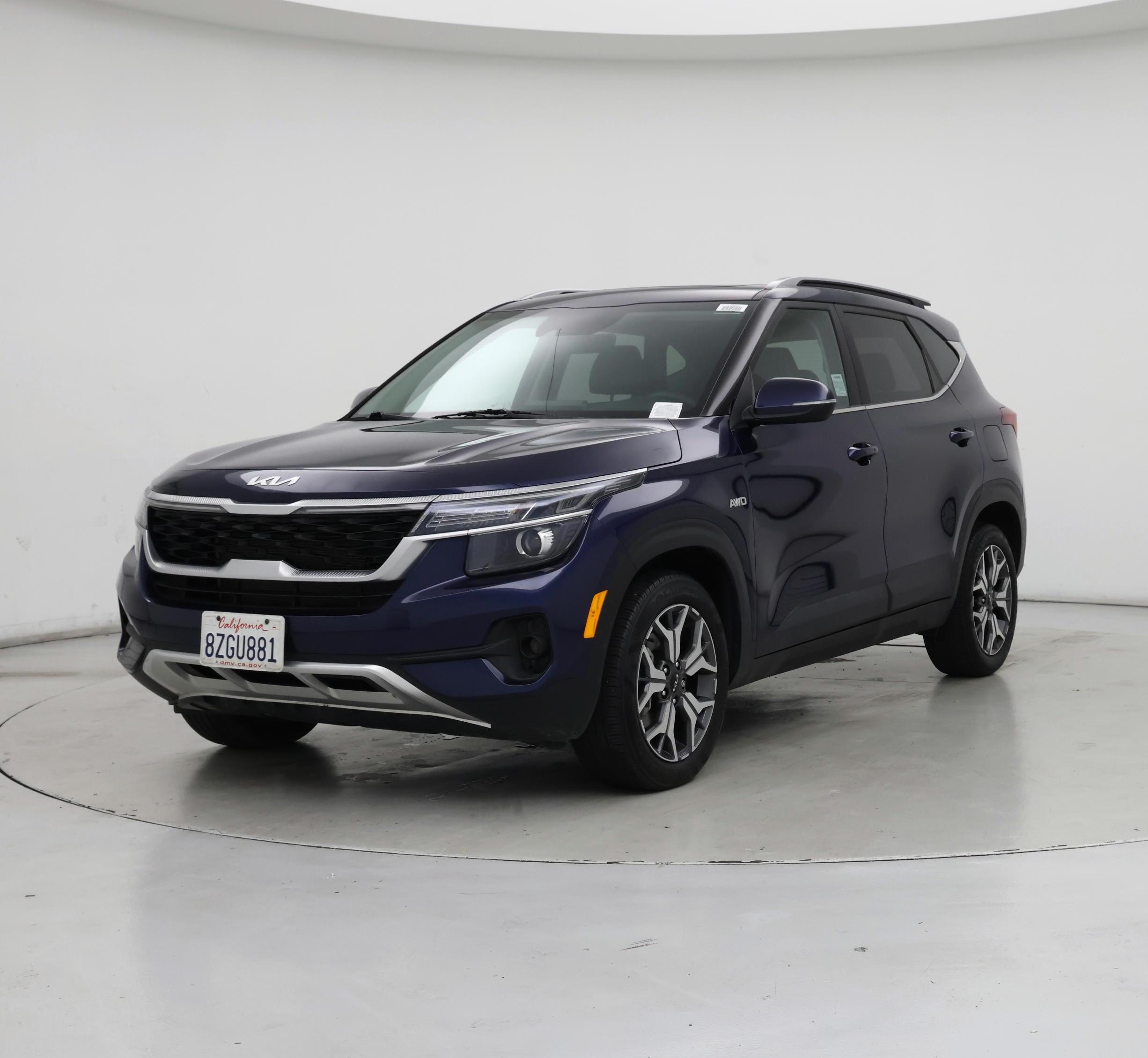 Thumbnail: 2022 Kia Seltos - 4