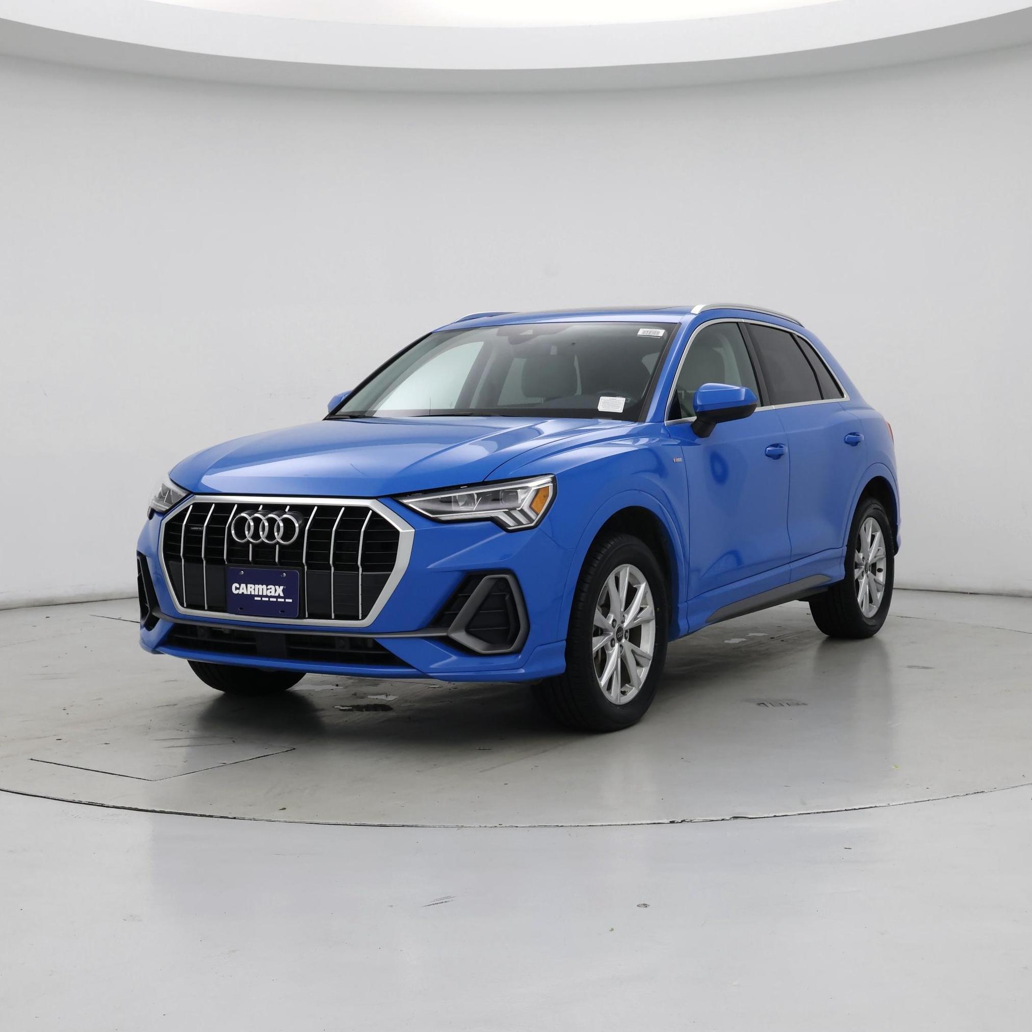 Thumbnail: 2023 Audi Q3 - 4