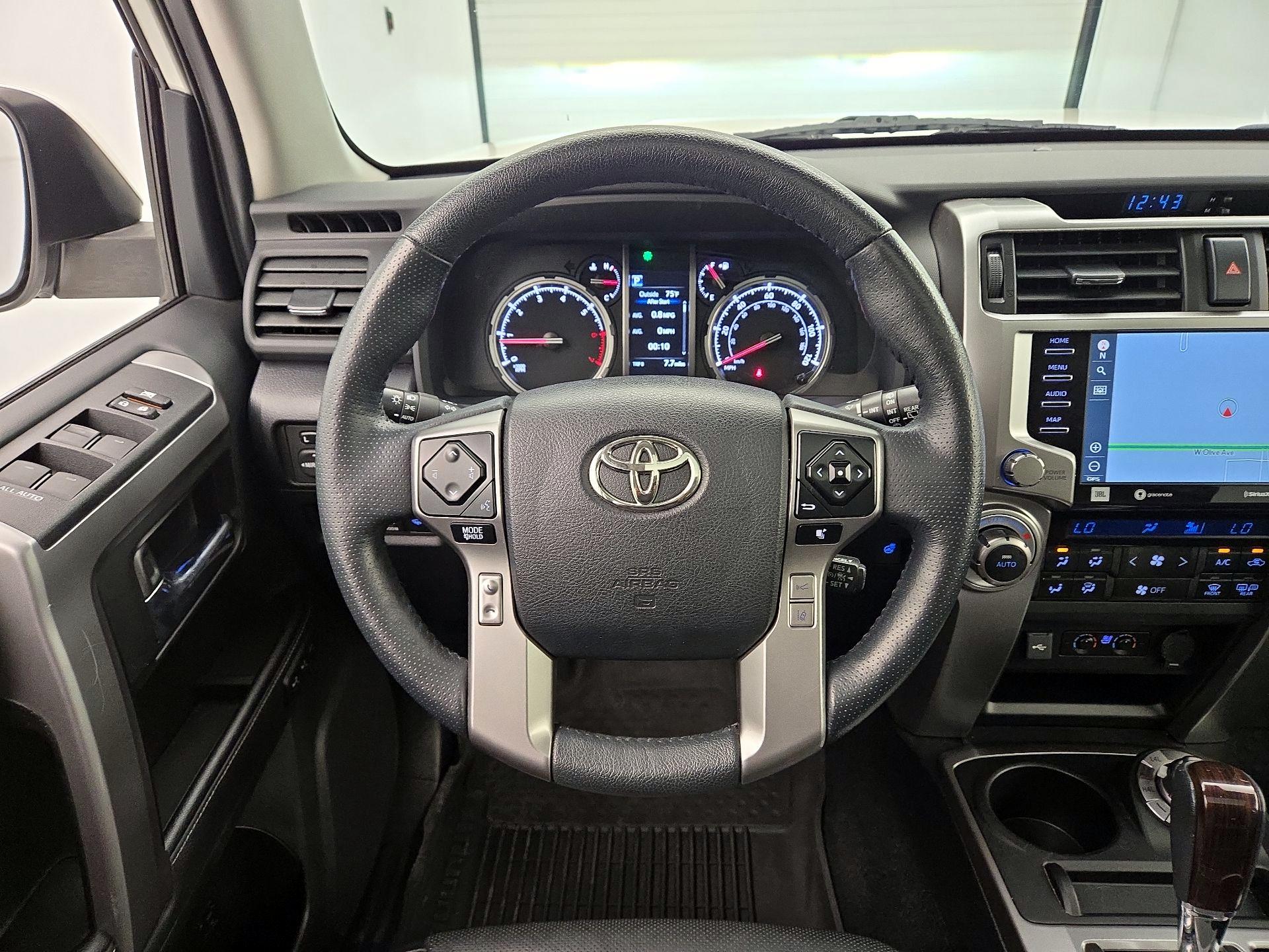 Thumbnail: 2023 Toyota 4Runner - 10
