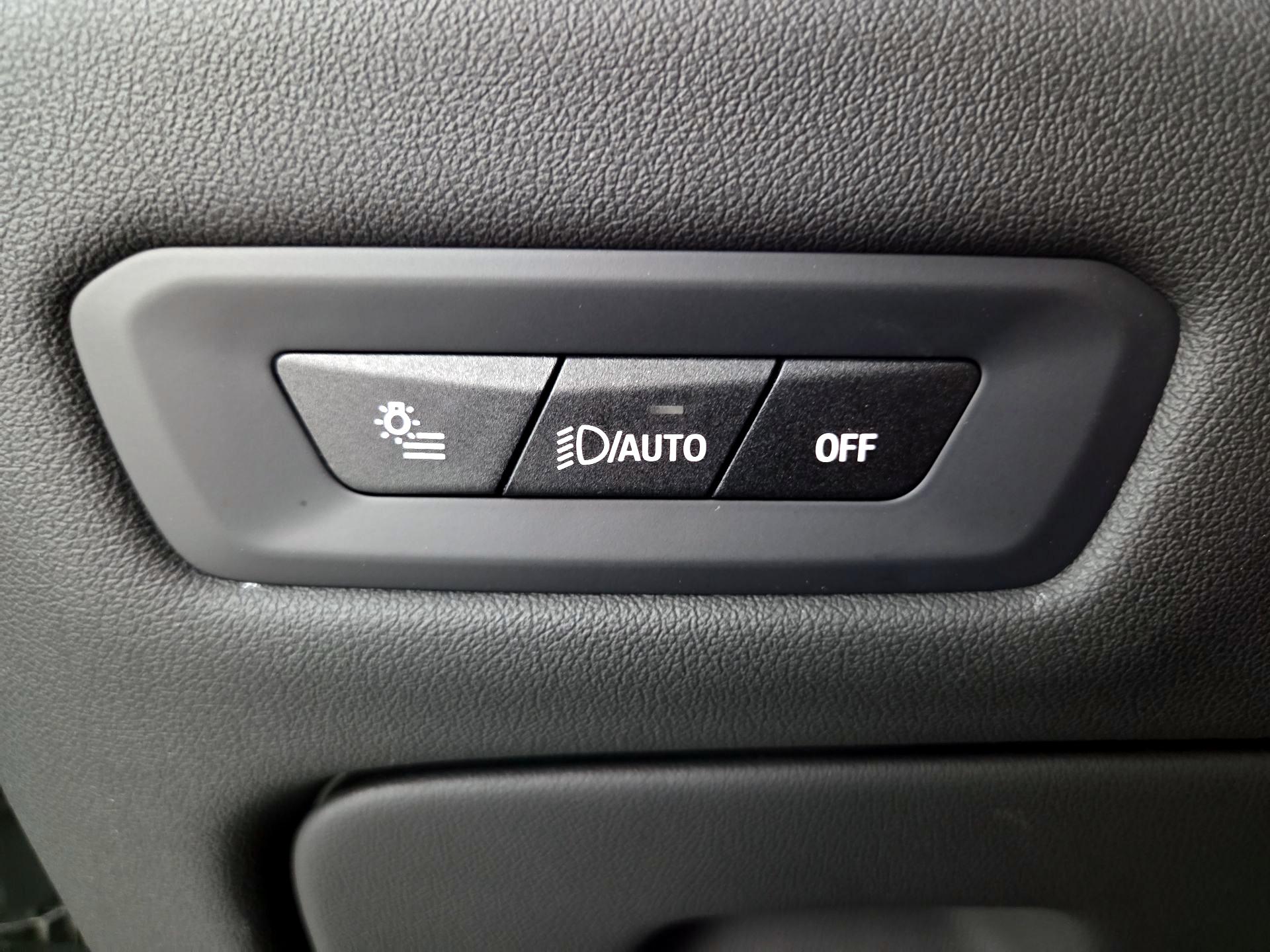 Thumbnail: 2024 BMW X6 - 13