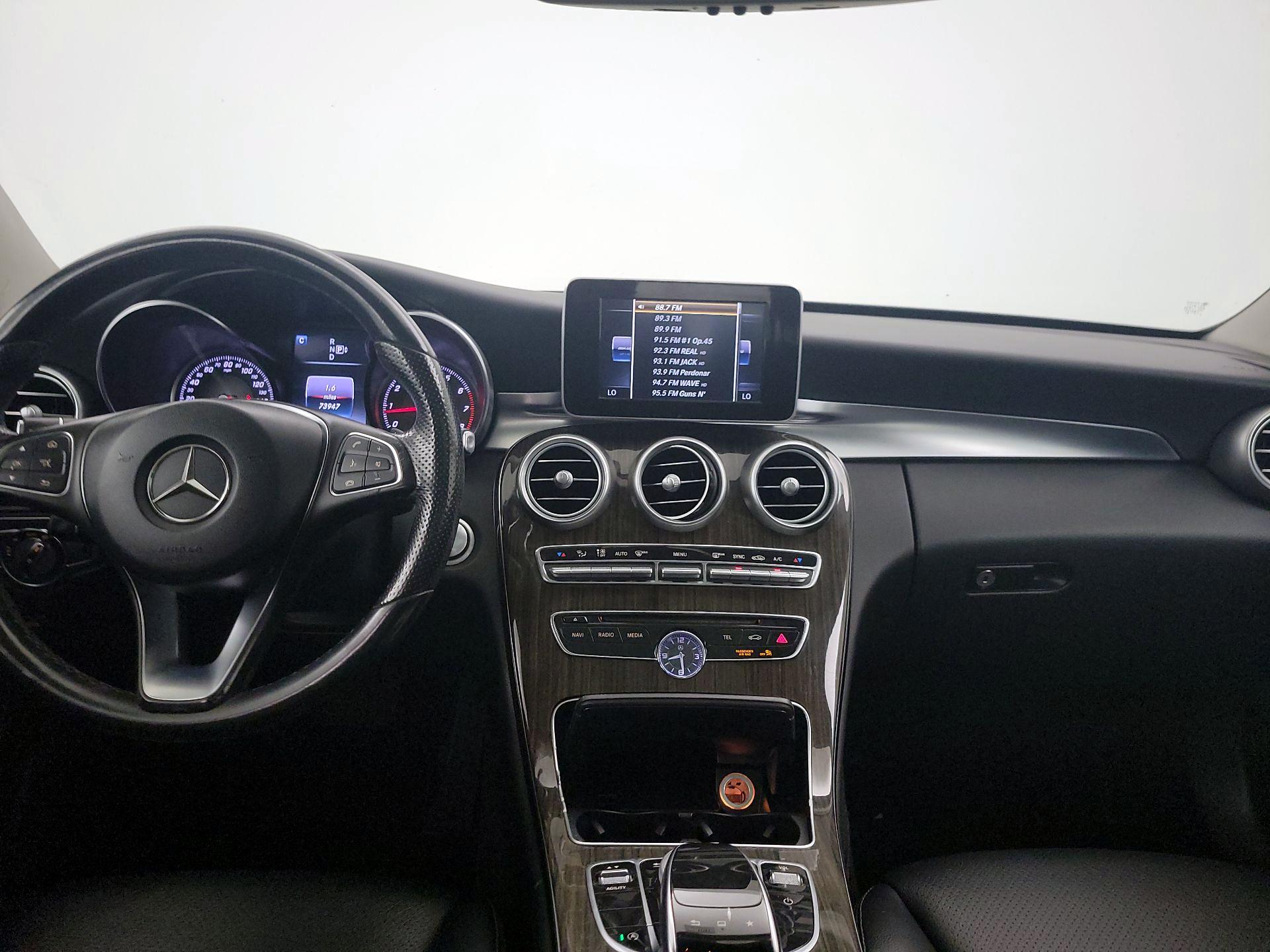 Thumbnail: 2015 Mercedes-Benz C-Class - 9