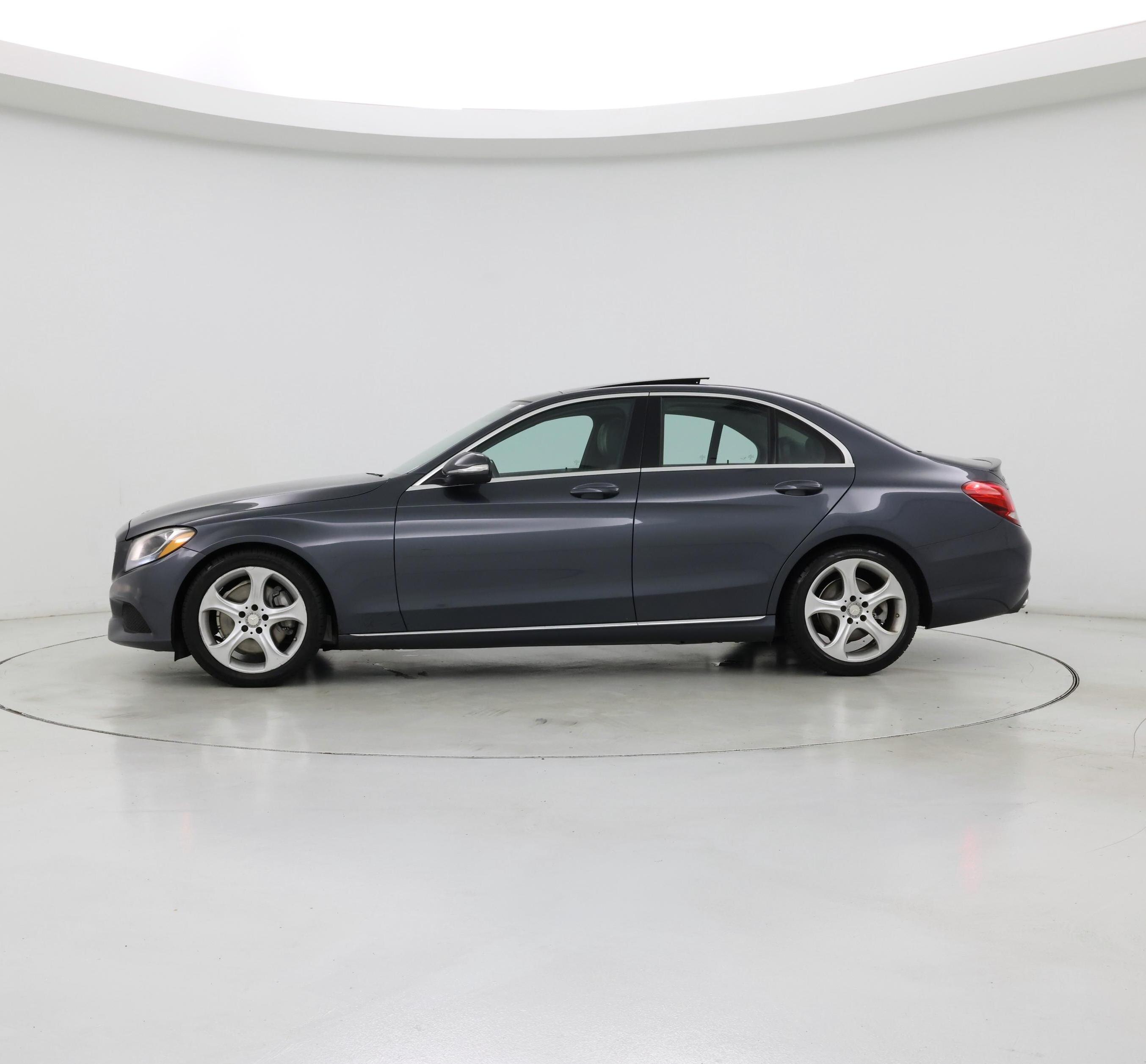 Thumbnail: 2015 Mercedes-Benz C-Class - 3