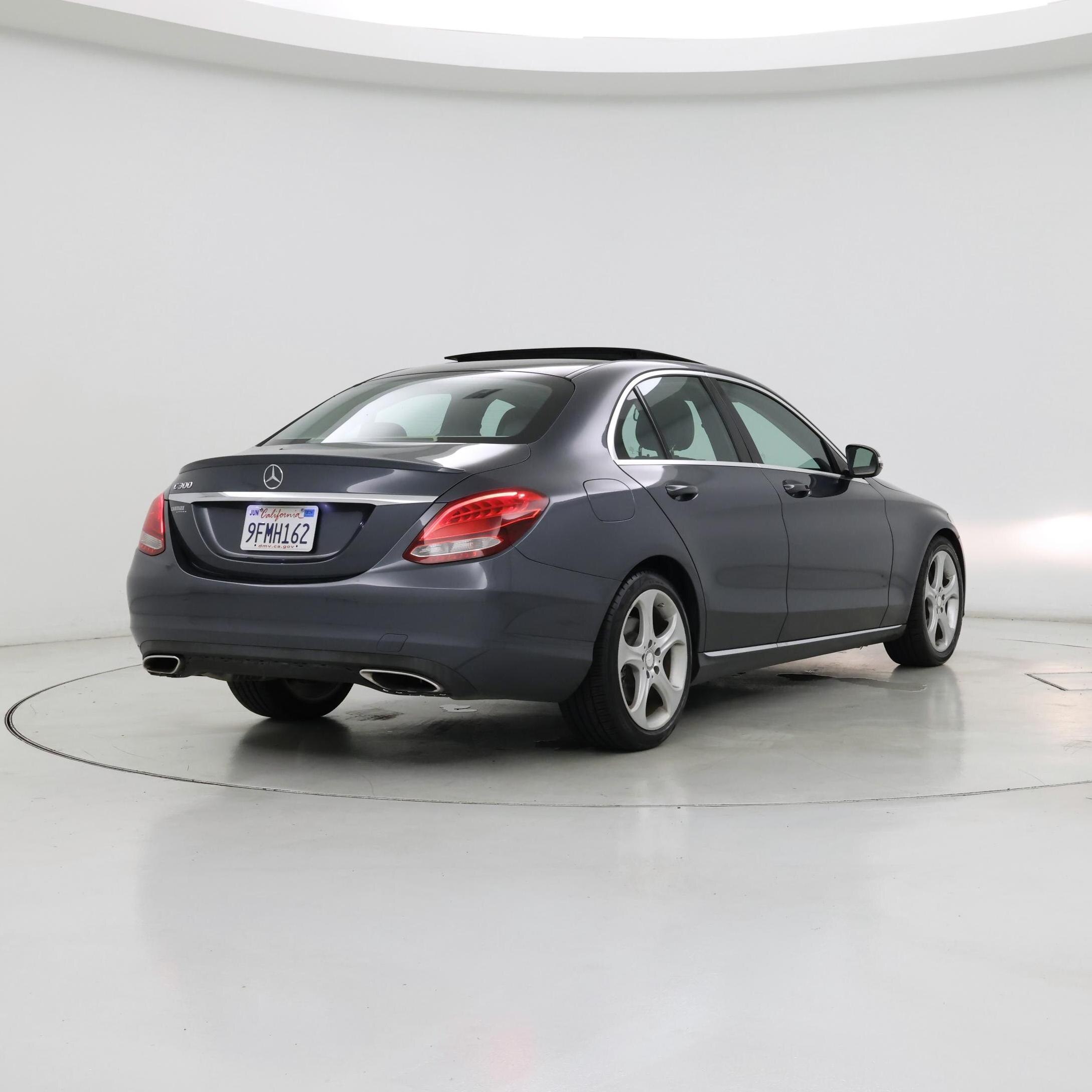 Thumbnail: 2015 Mercedes-Benz C-Class - 8