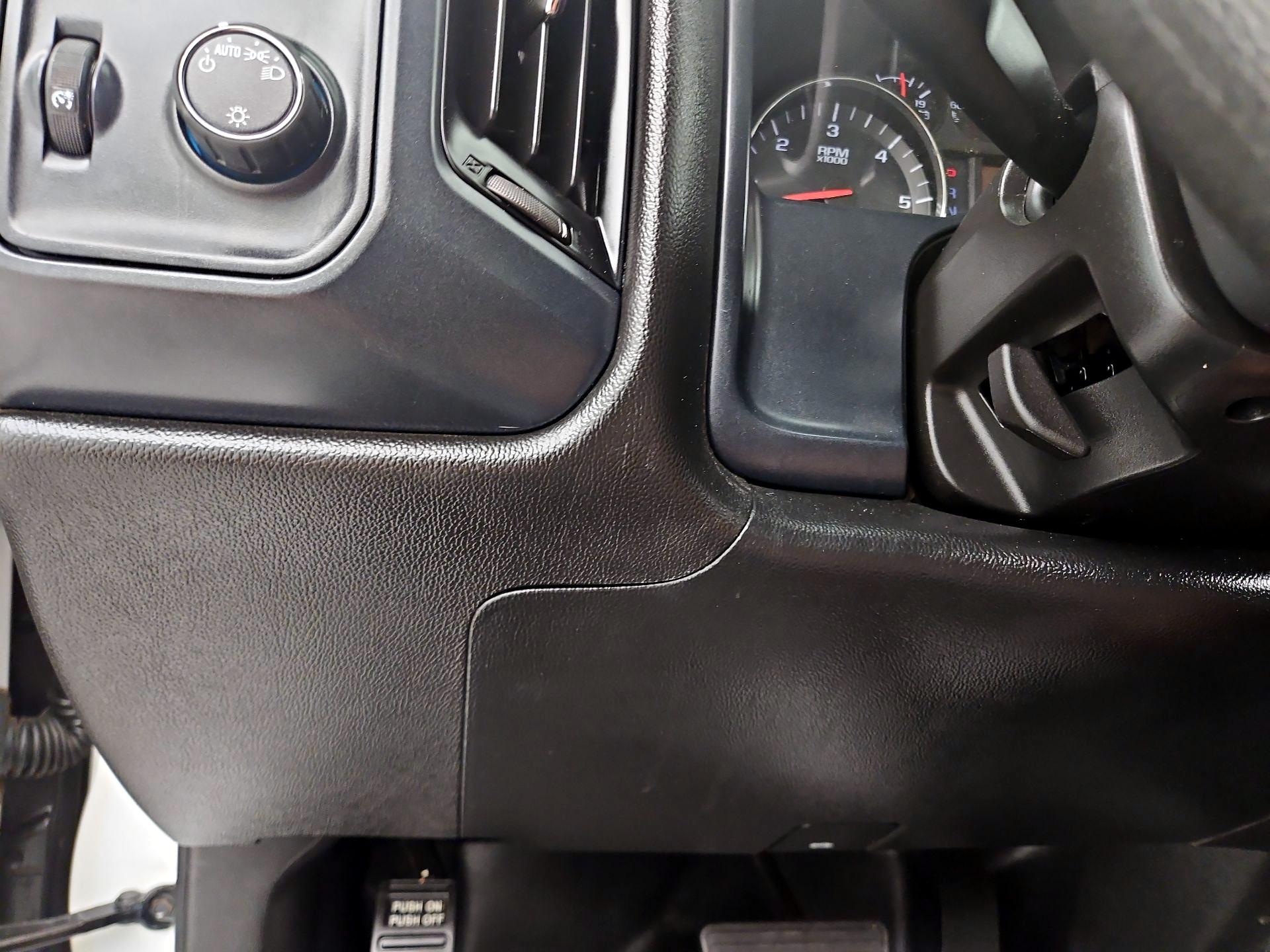 Thumbnail: 2018 Chevrolet Silverado 1500 - 13
