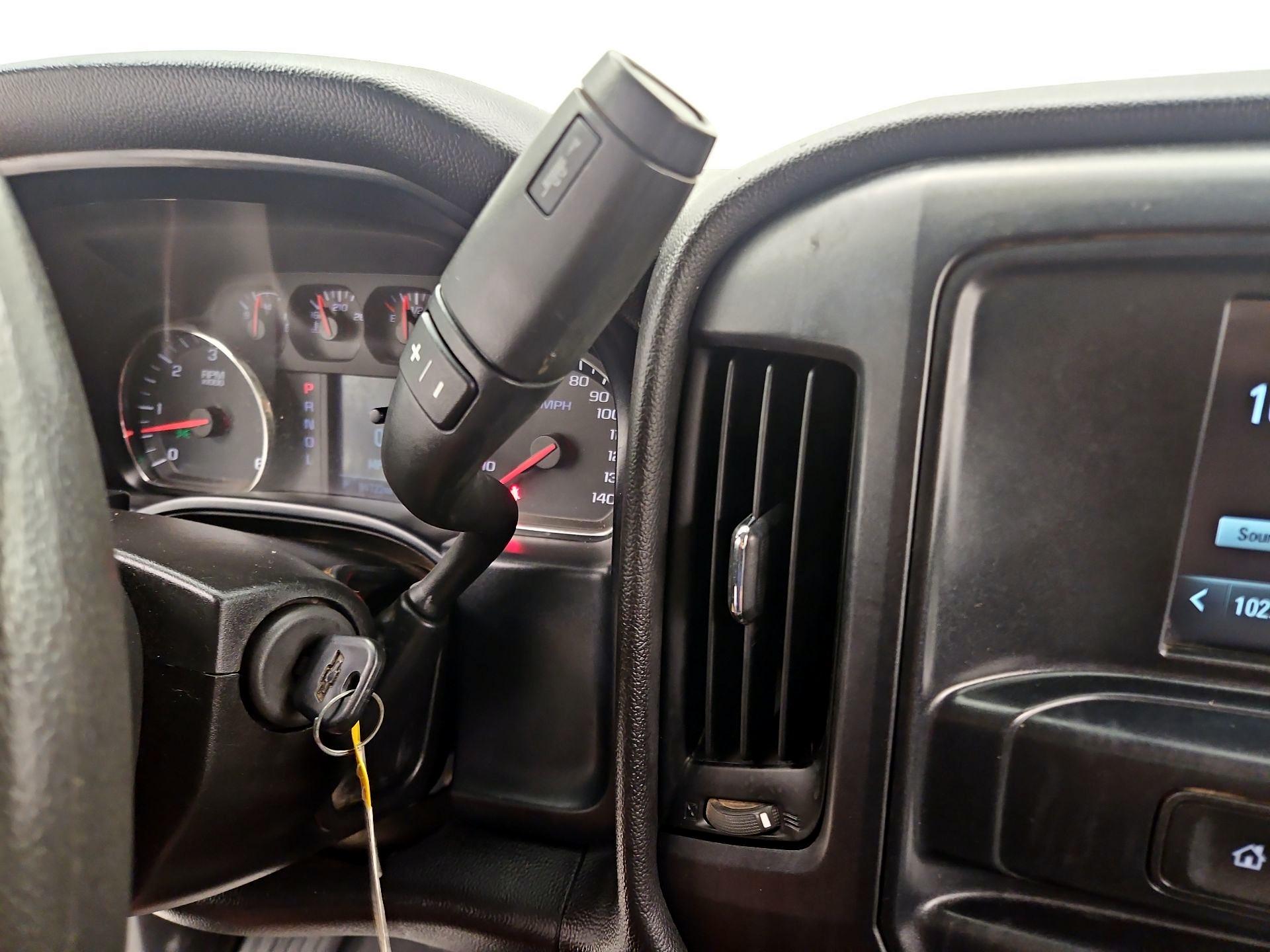 Thumbnail: 2018 Chevrolet Silverado 1500 - 17