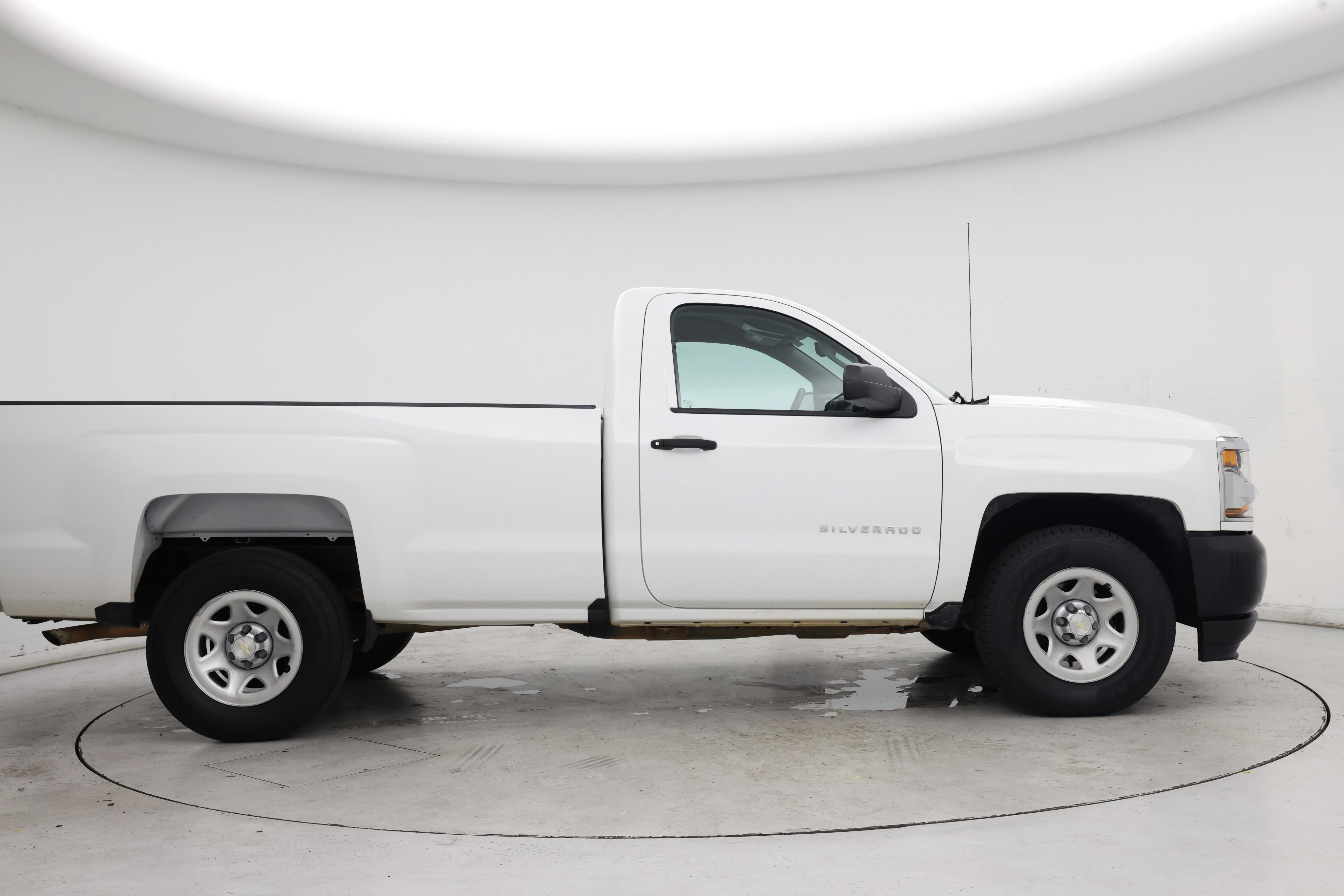 Thumbnail: 2018 Chevrolet Silverado 1500 - 7