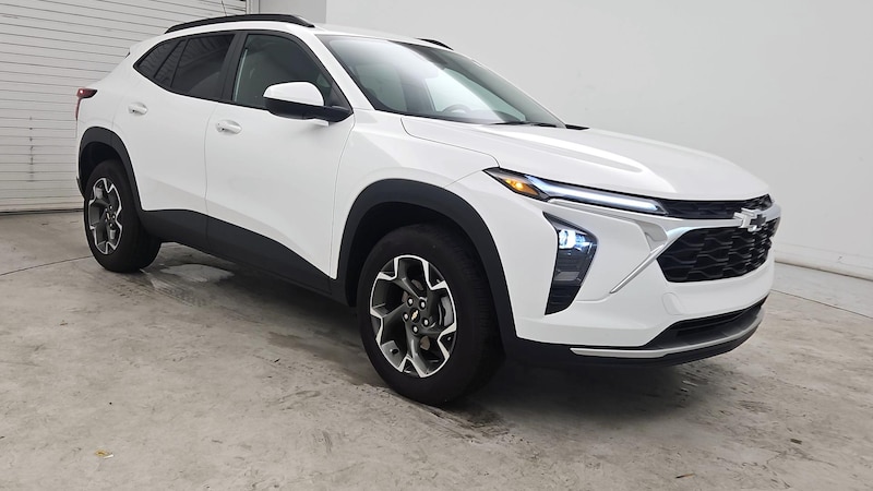 2024 Chevrolet Trax LT Hero Image