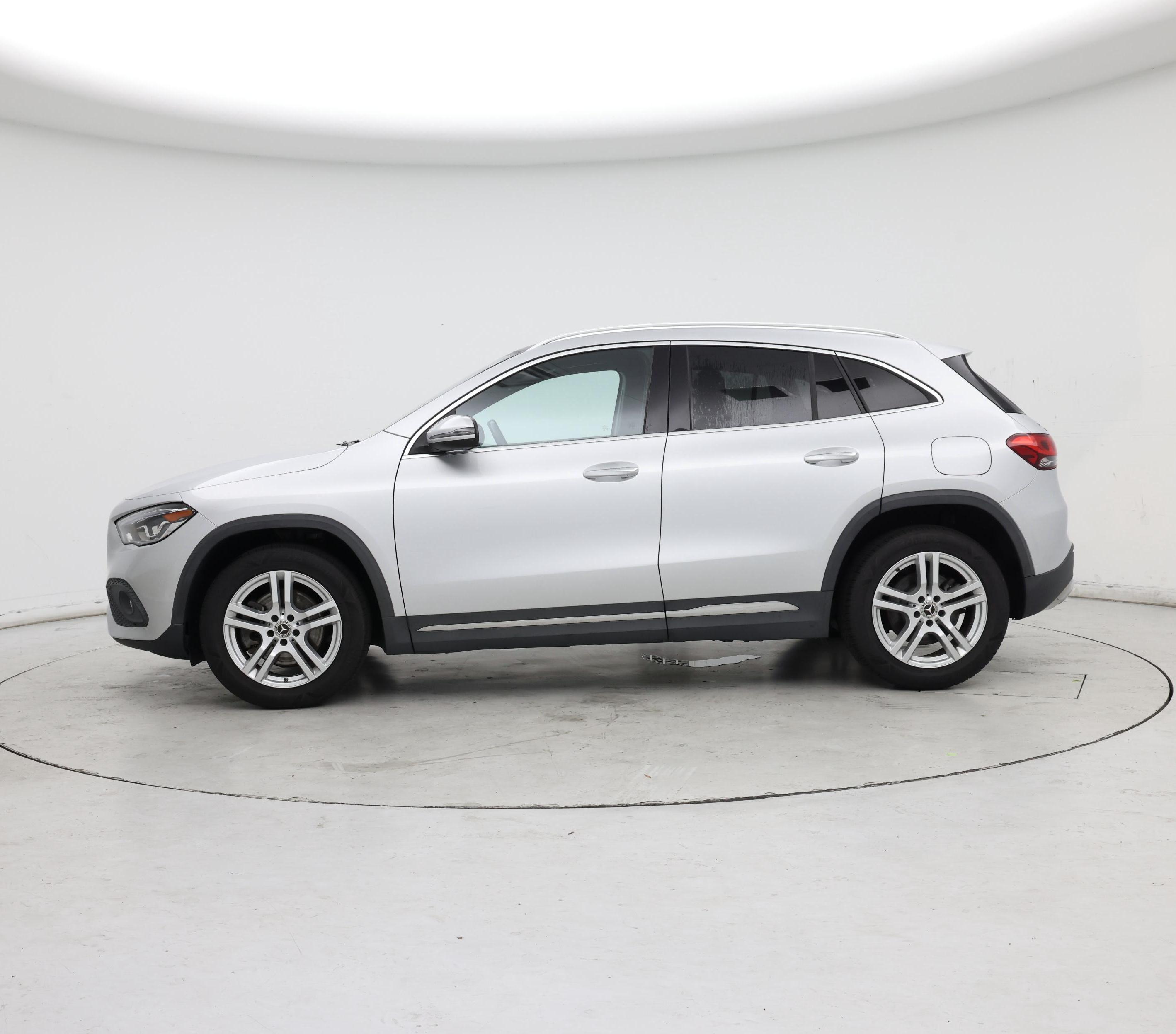 Thumbnail: 2021 Mercedes-Benz GLA - 3