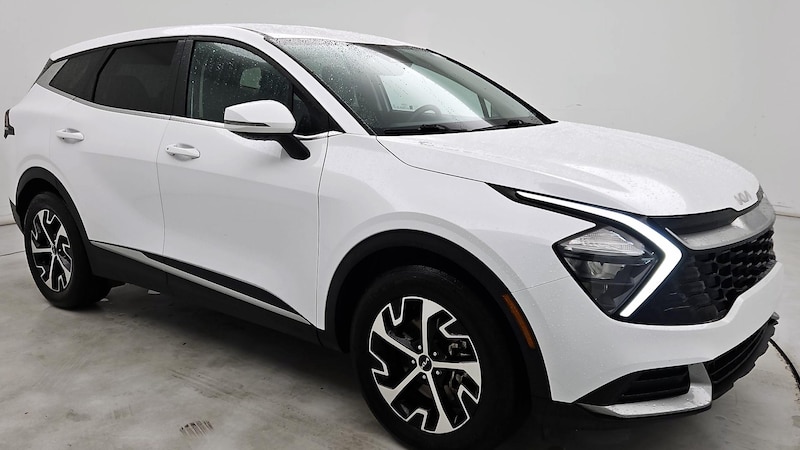 2023 Kia Sportage EX Hero Image