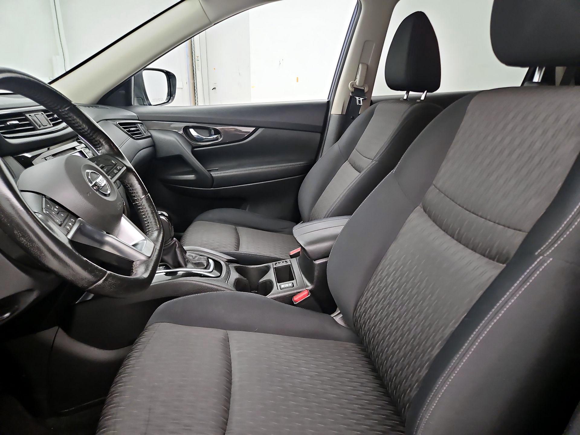 Thumbnail: 2018 Nissan Rogue - 9