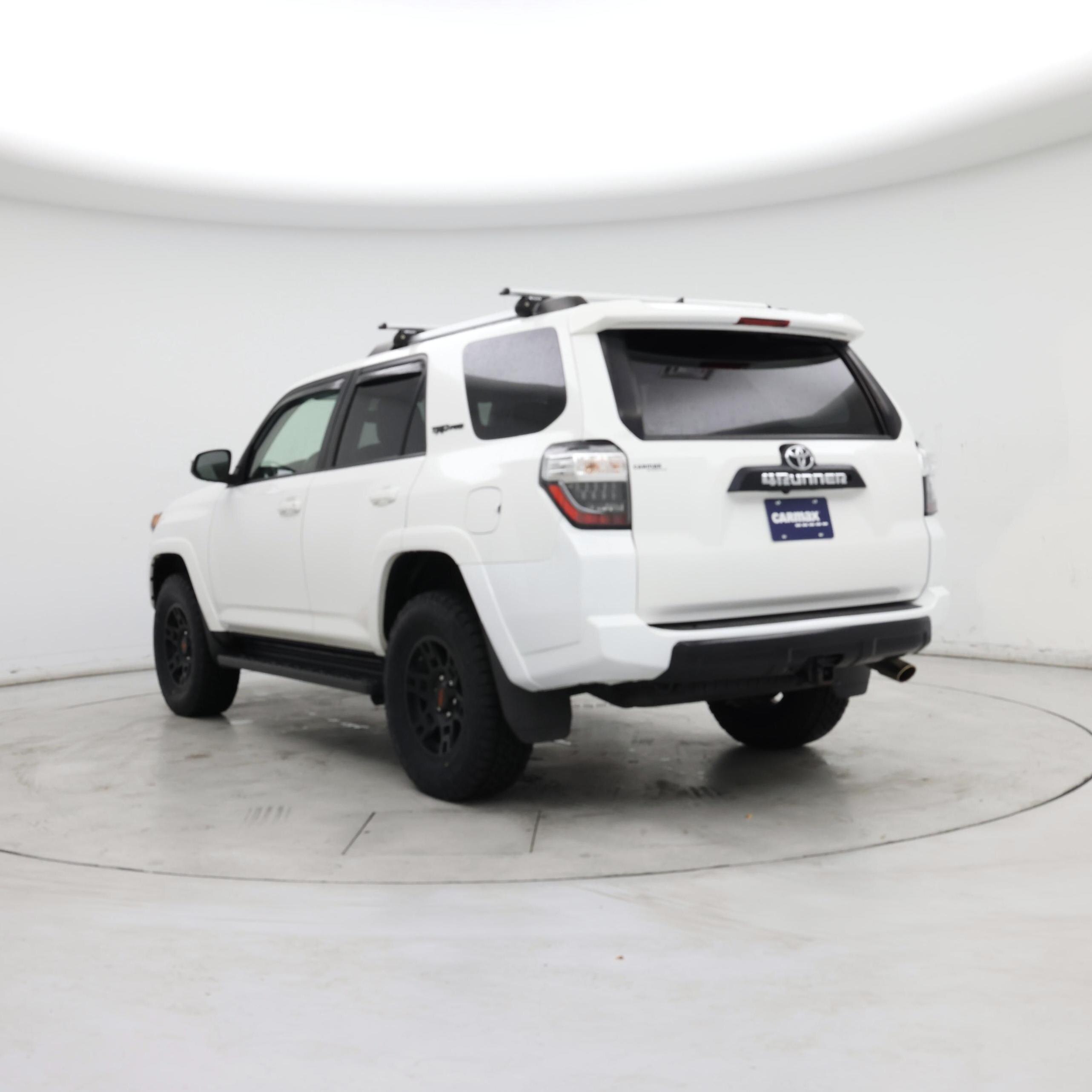Thumbnail: 2015 Toyota 4Runner - 2