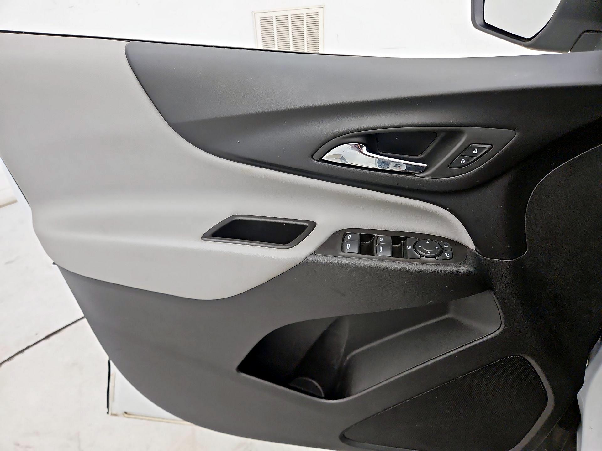 Thumbnail: 2023 Chevrolet Equinox - 12